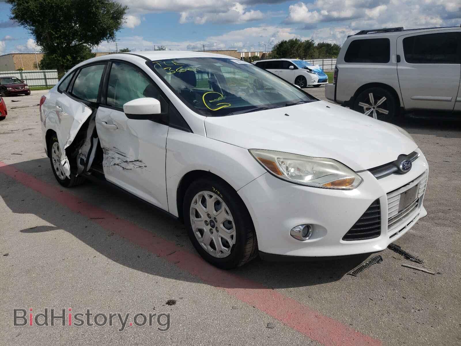 Photo 1FAHP3F25CL274943 - FORD FOCUS 2012