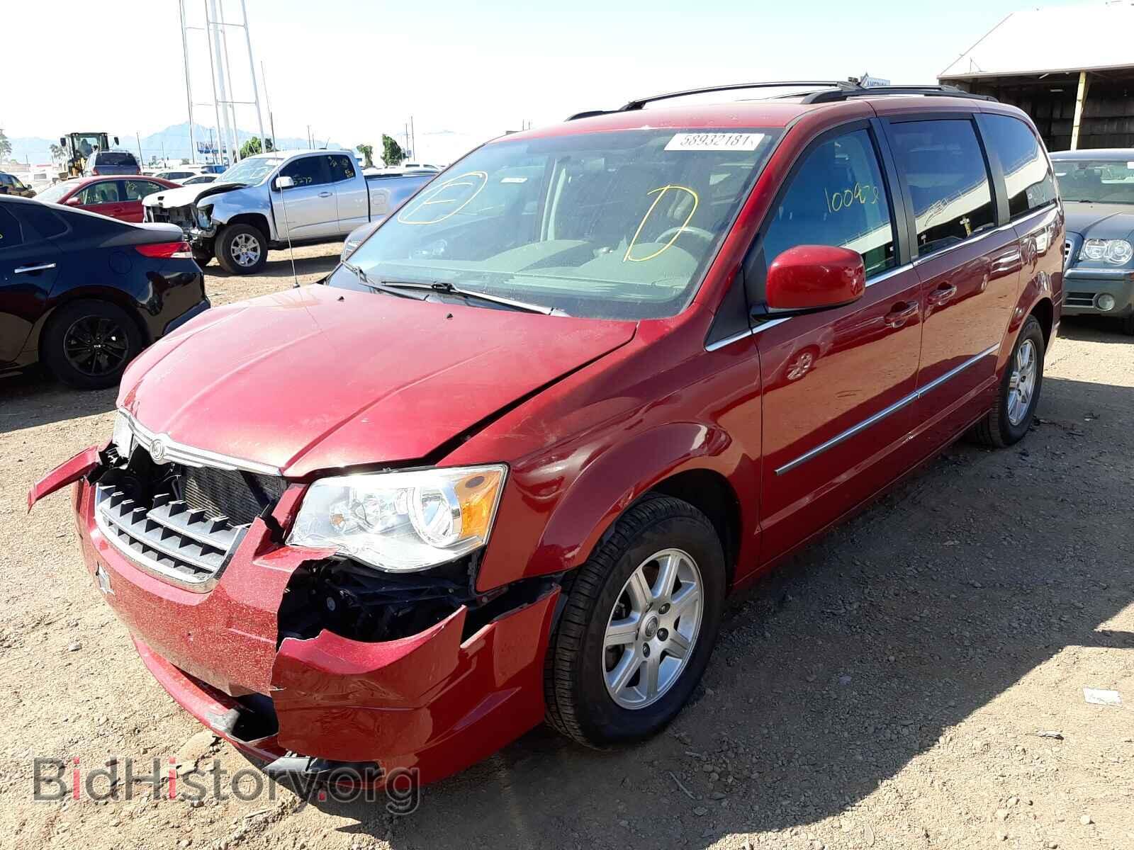 2010 CHRYSLER MINIVAN - VIN: 2A4RR5D18AR183954 - Фото 2