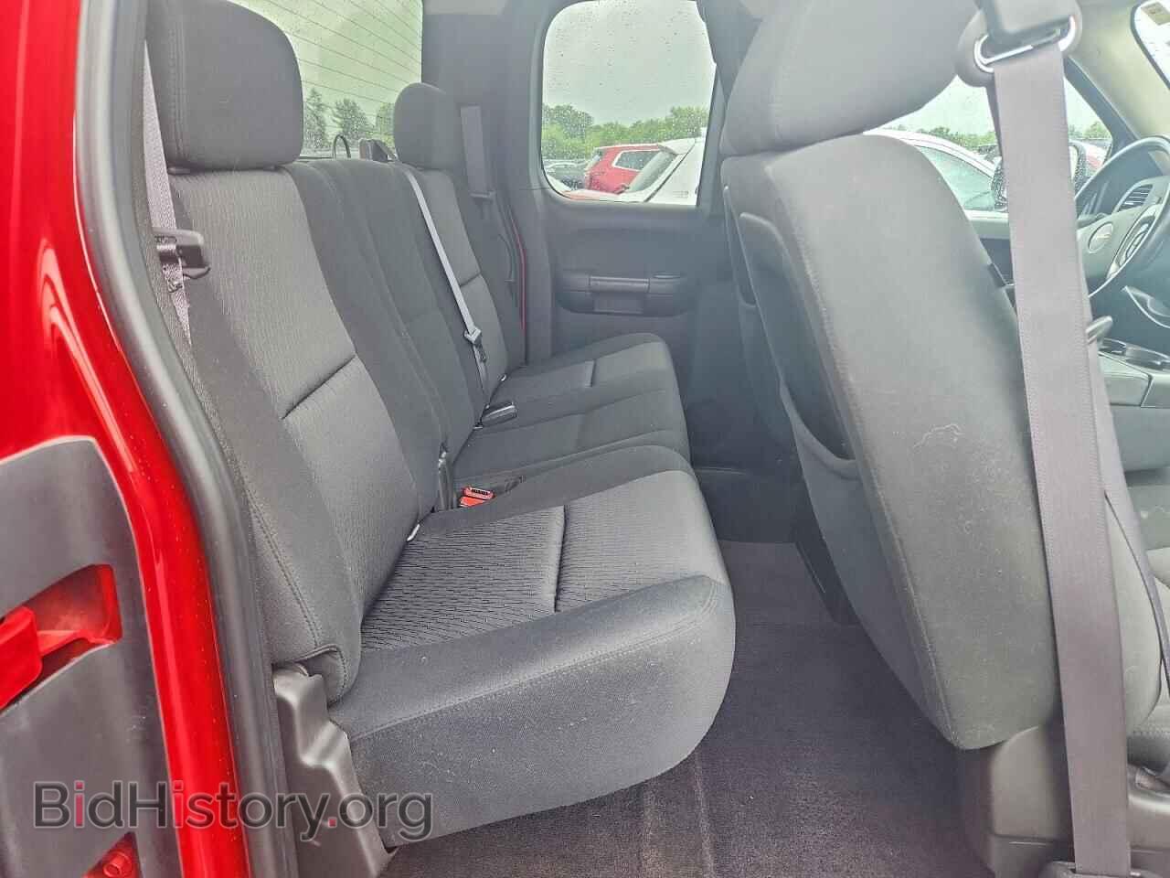 2011 GMC SIERRA - VIN: 1GTR2VE36BZ403352 - Фото 10