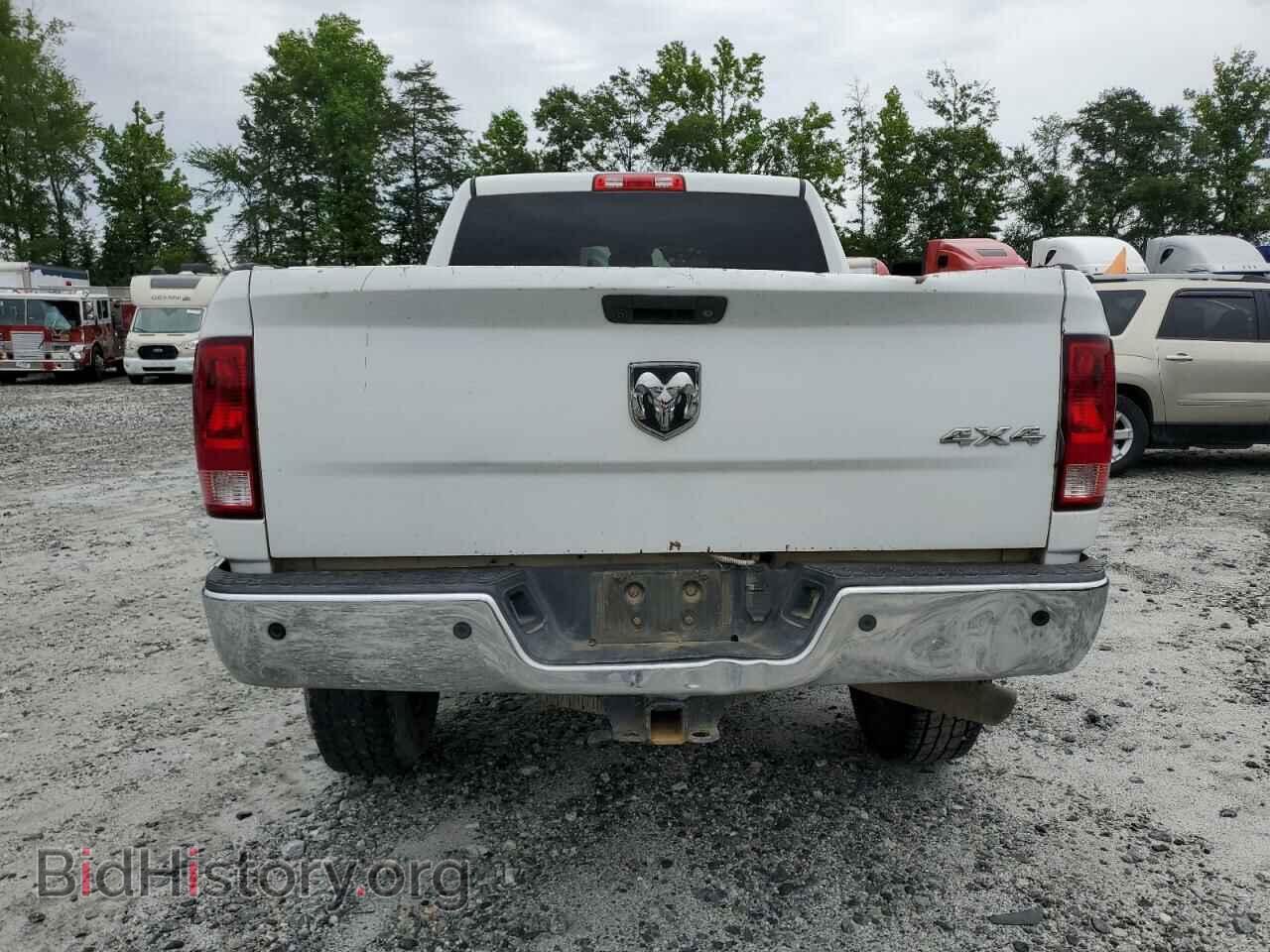 2015 RAM All Models - VIN: 3C6UR5CL0FG552989 - Photo 6