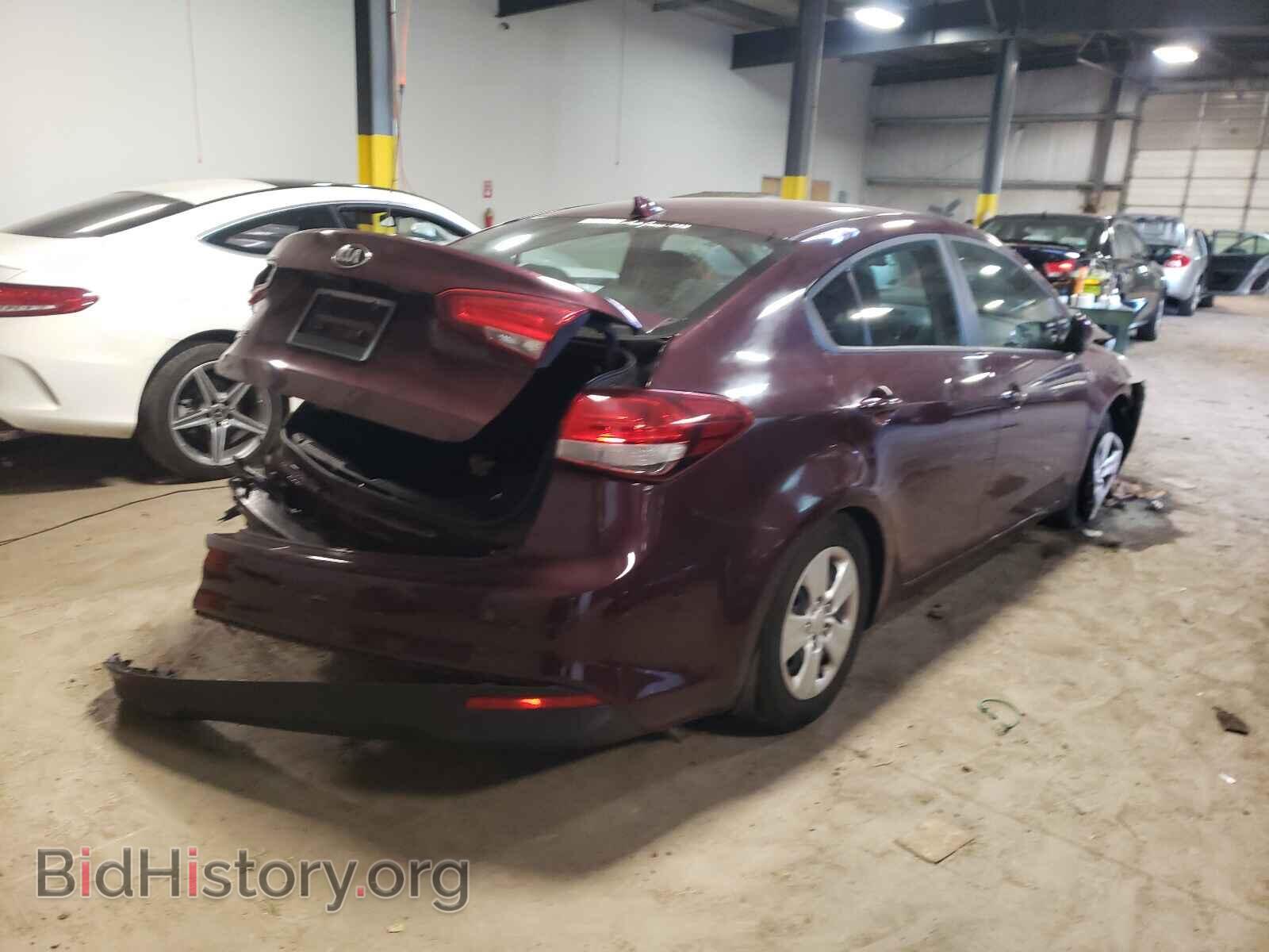 2017 KIA FORTE - VIN: 3KPFL4A78HE063807 - Фото 4
