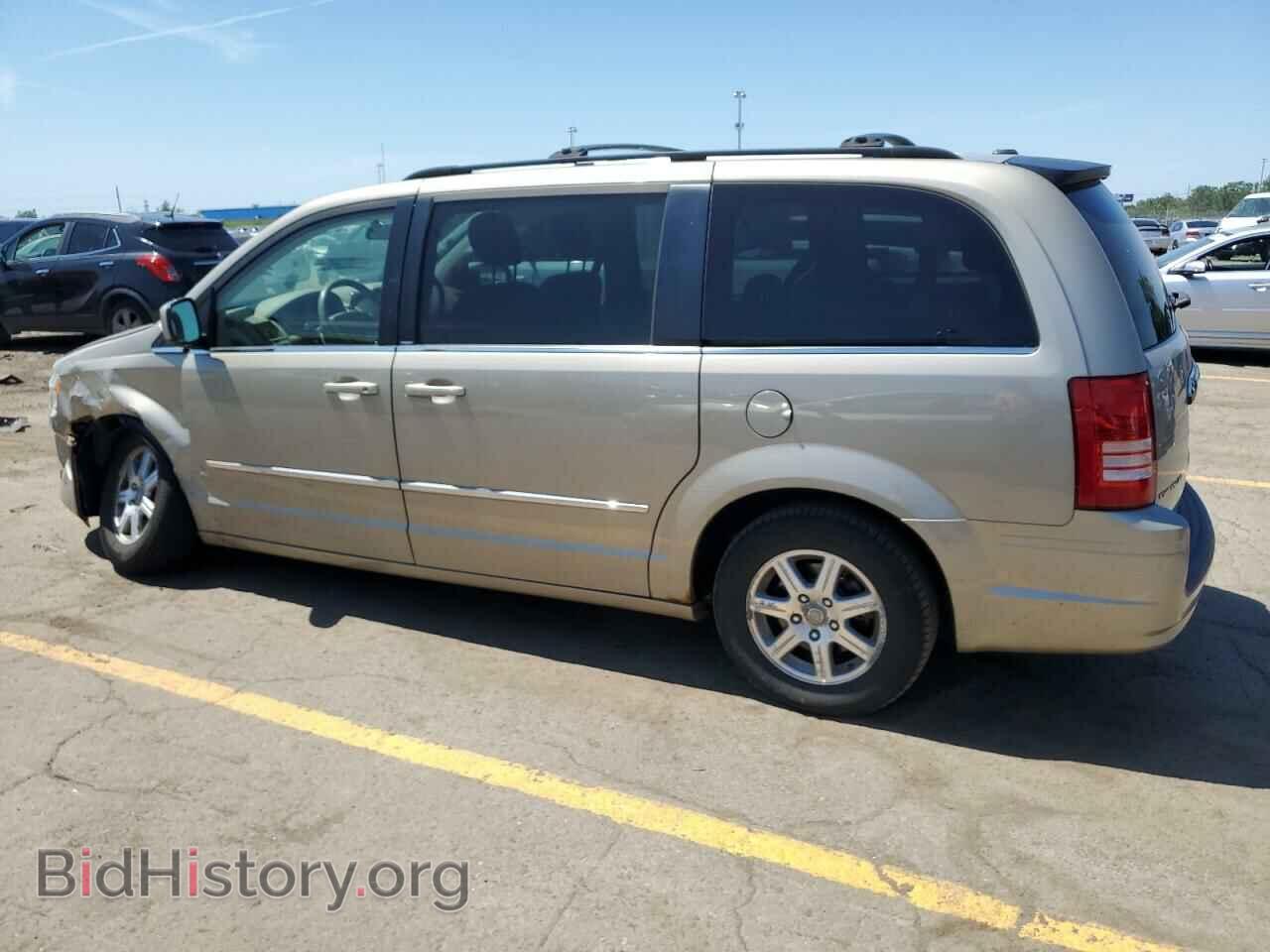 2009 CHRYSLER MINIVAN - VIN: 2A8HR54109R573064 - Фото 2