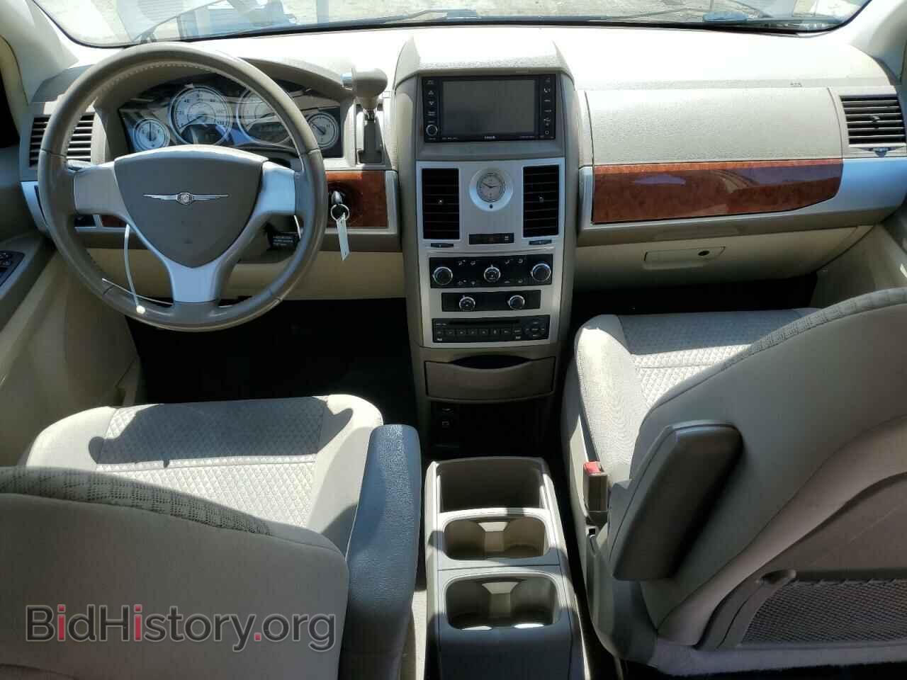 2009 CHRYSLER MINIVAN - VIN: 2A8HR54109R573064 - Фото 8
