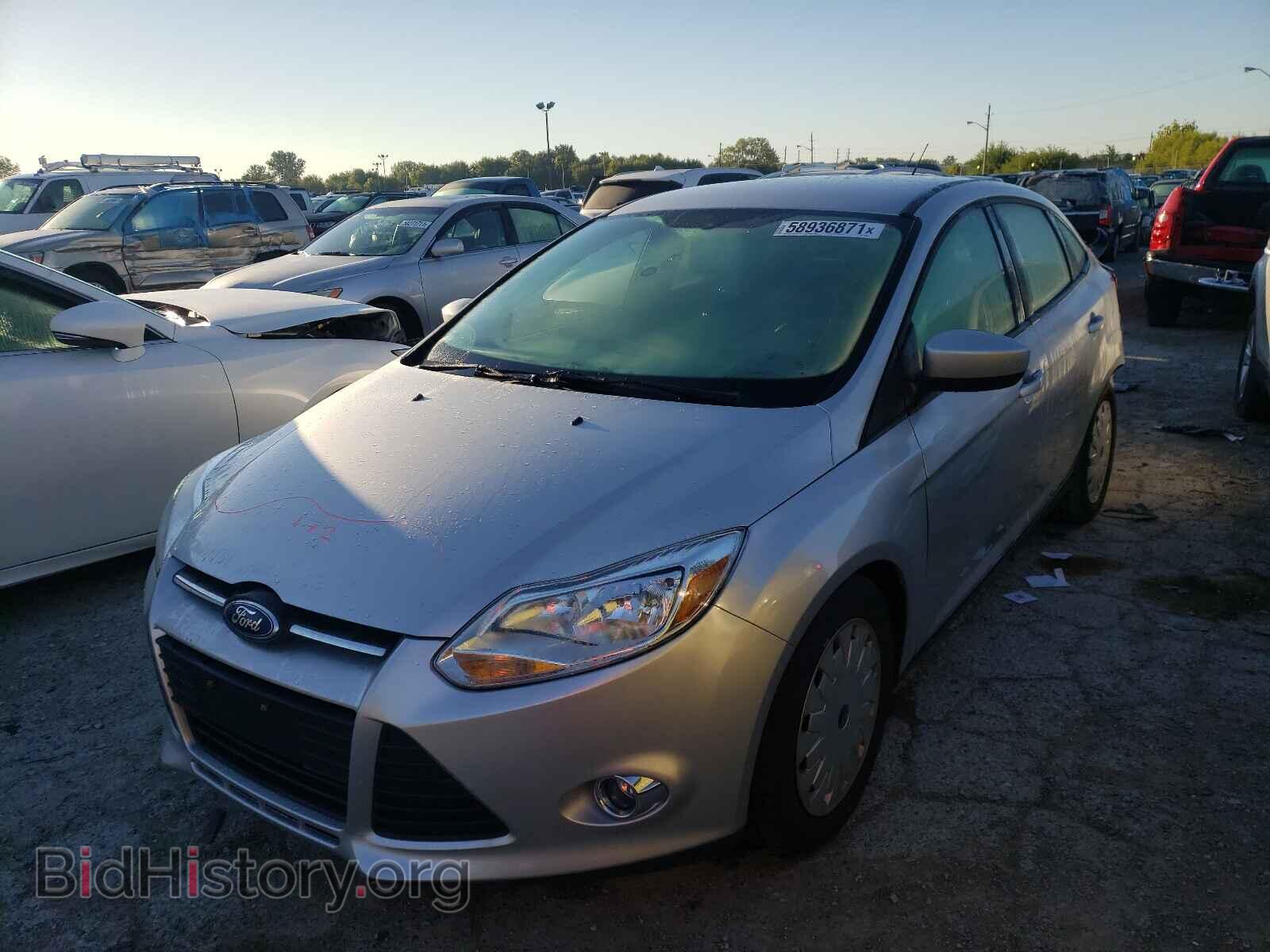 2012 FORD FOCUS - VIN: 1FAHP3F29CL174568 - Фото 2