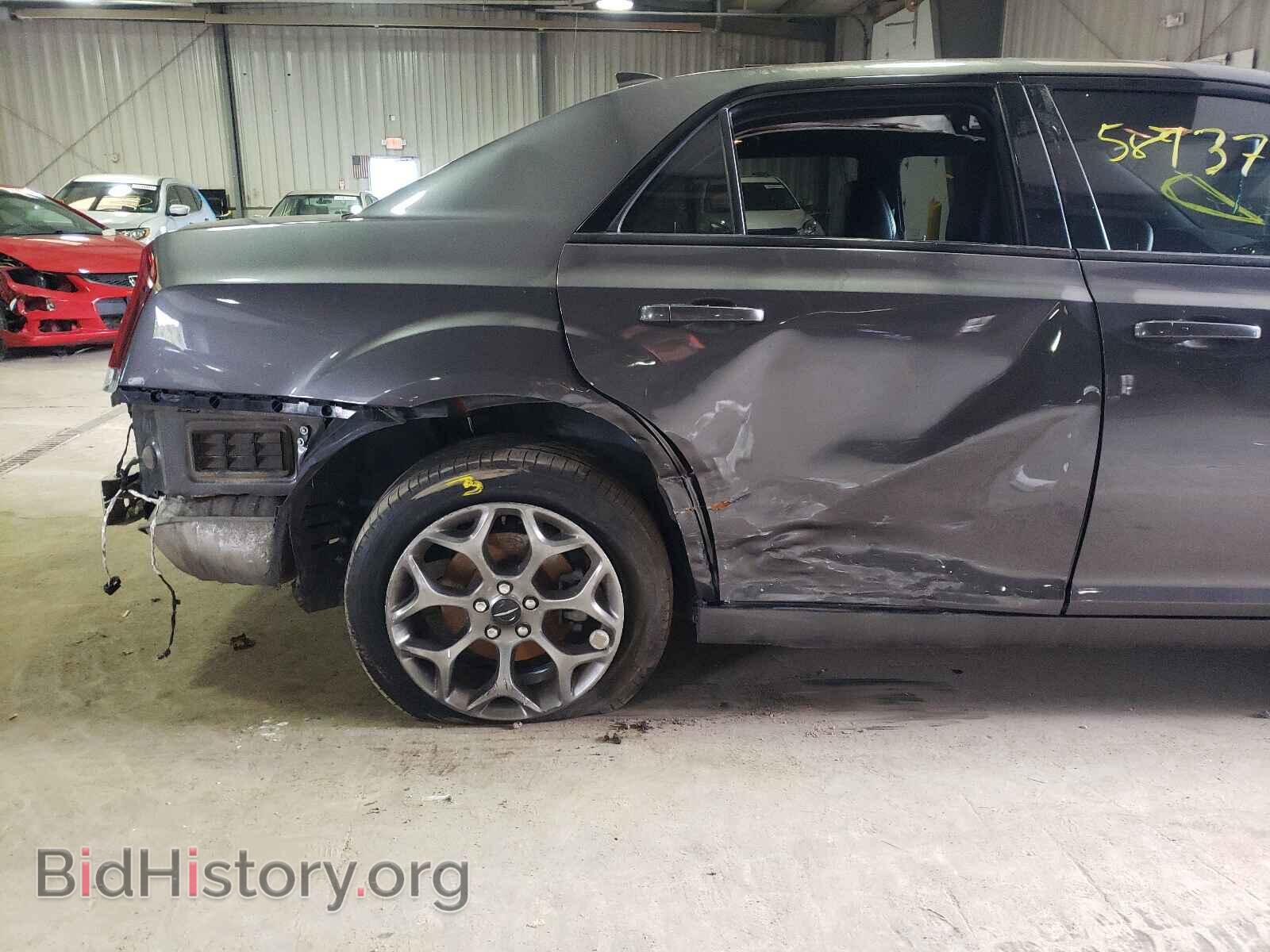 2016 CHRYSLER 300 - VIN: 2C3CCAGG5GH230544 - Фото 9