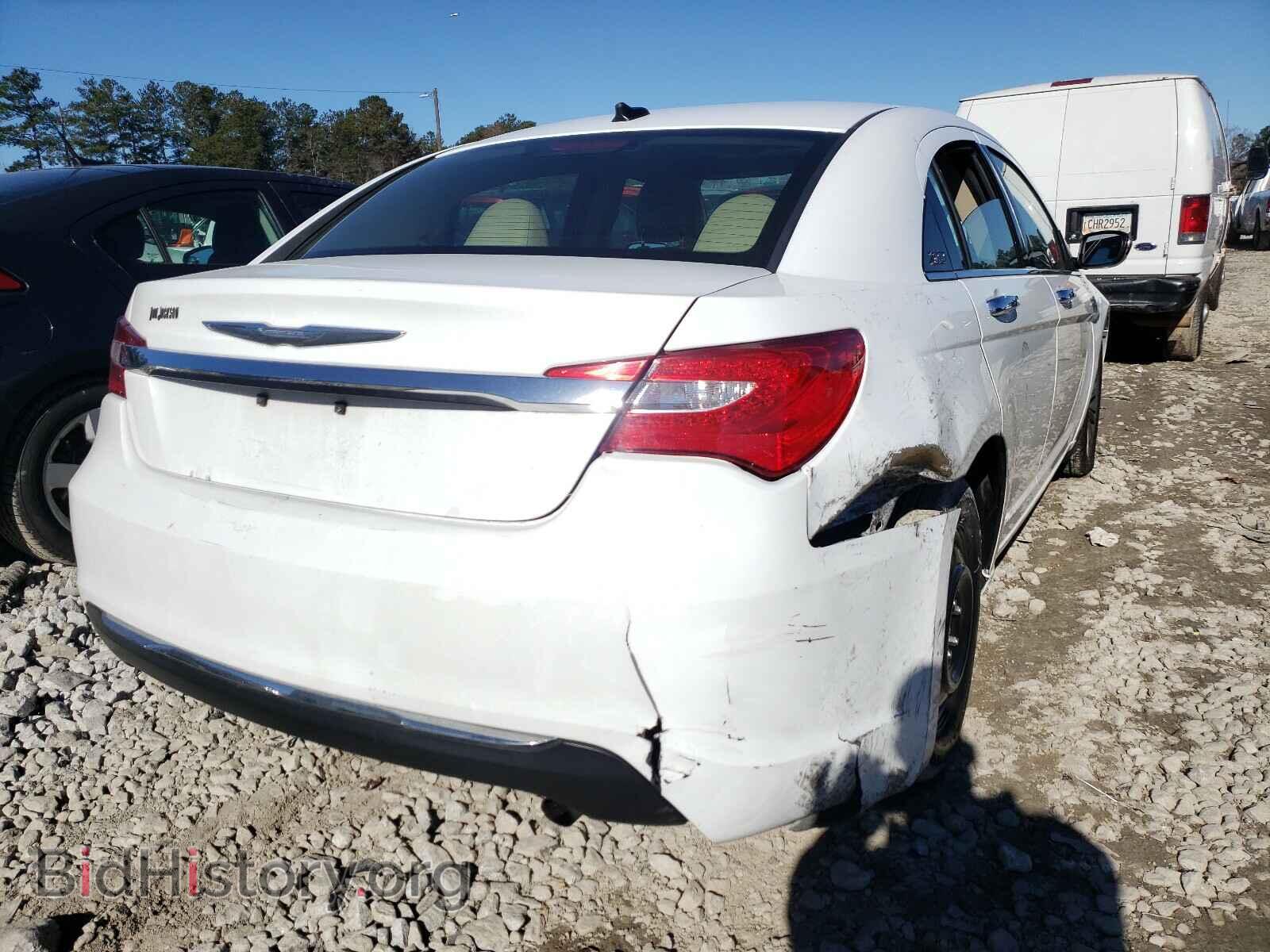 2012 CHRYSLER 200 - VIN: 1C3CCBCBXCN303392 - Фото 4
