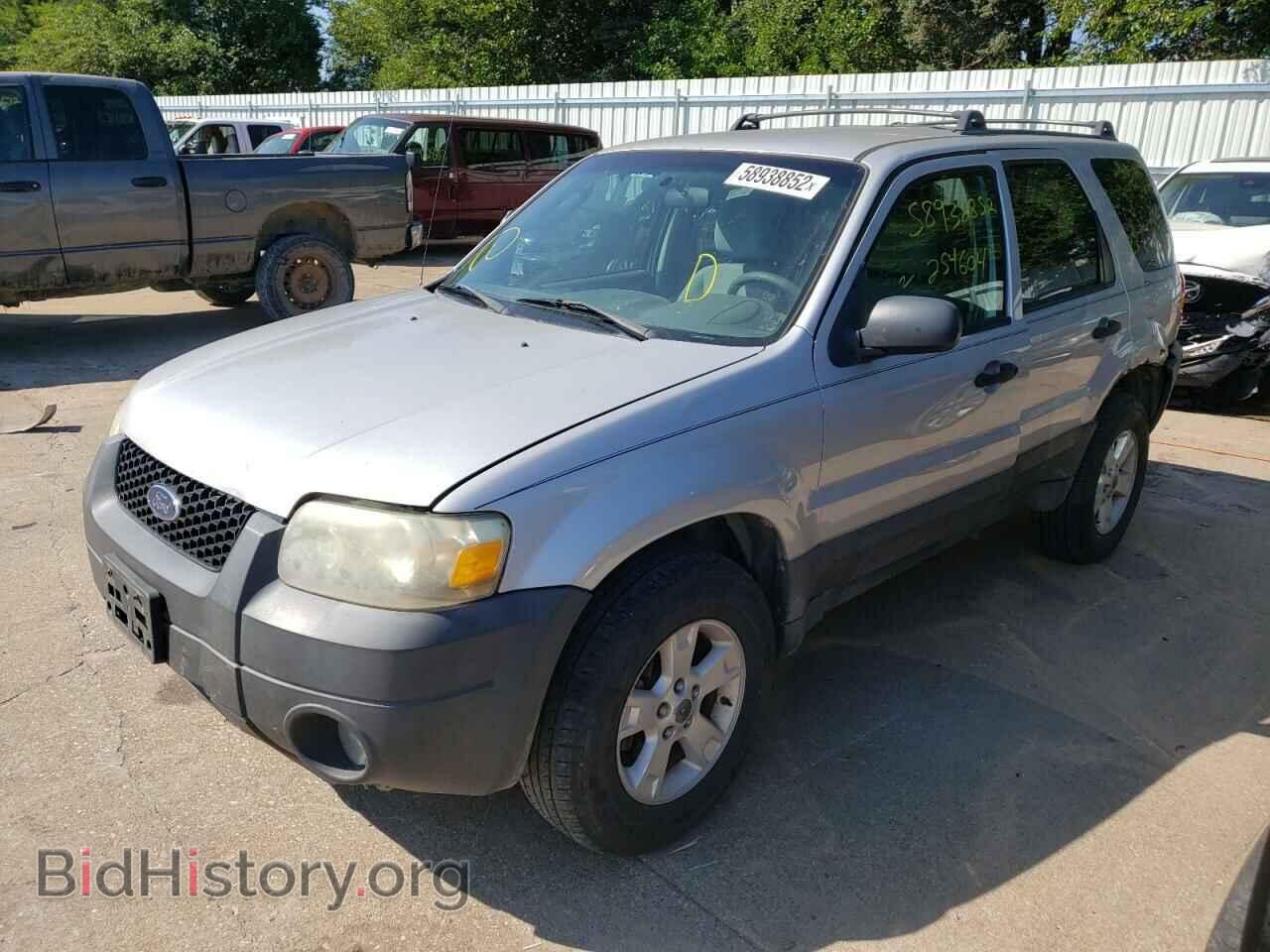 2006 FORD ESCAPE - VIN: 1FMYU93166KB46251 - Фото 2
