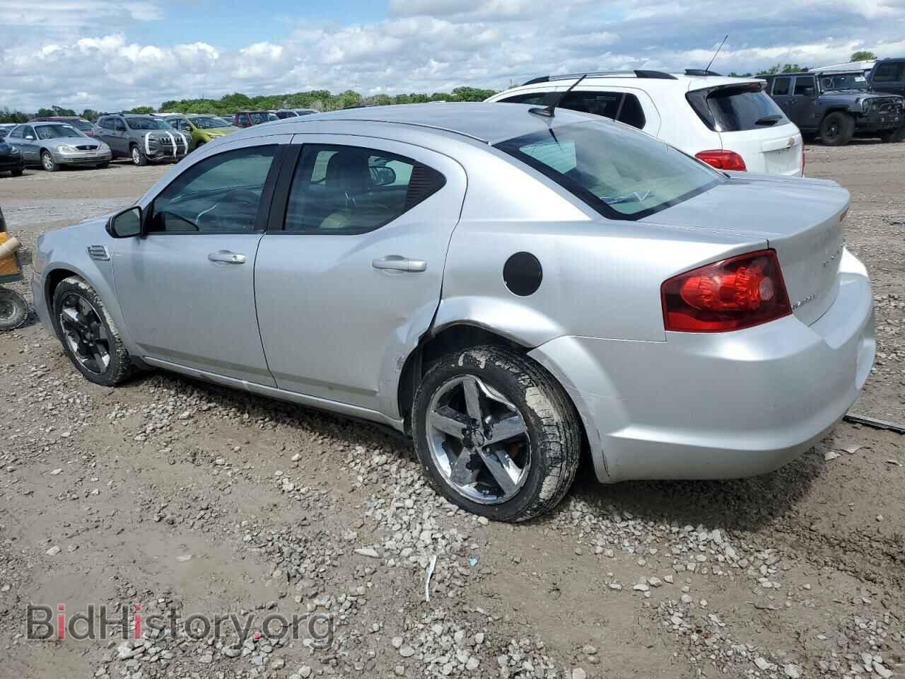 2011 DODGE AVENGER - VIN: 1B3BD2FG0BN546351 - Photo 2