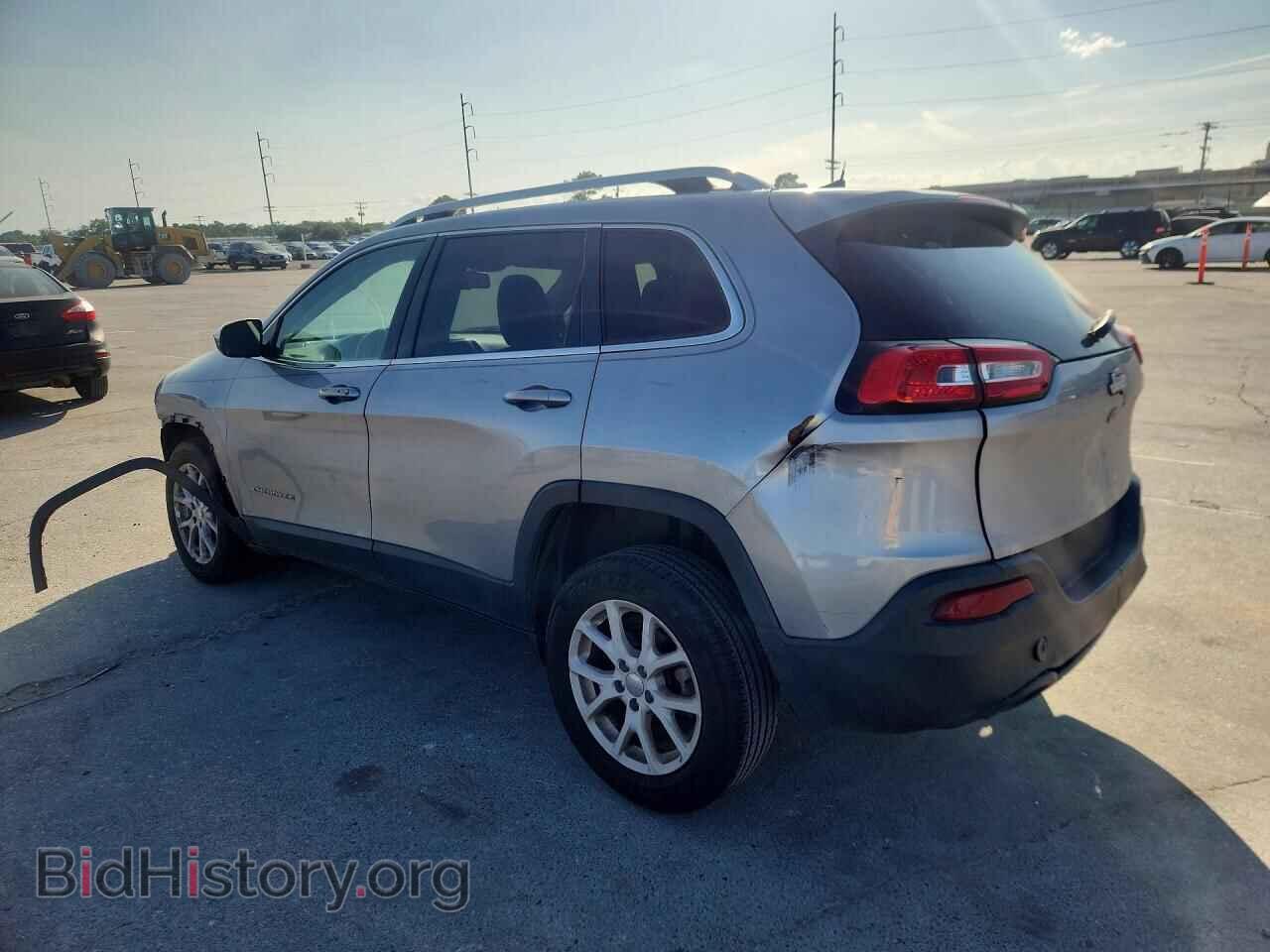 2017 JEEP CHEROKEE - VIN: 1C4PJLCB2HW574716 - Photo 2
