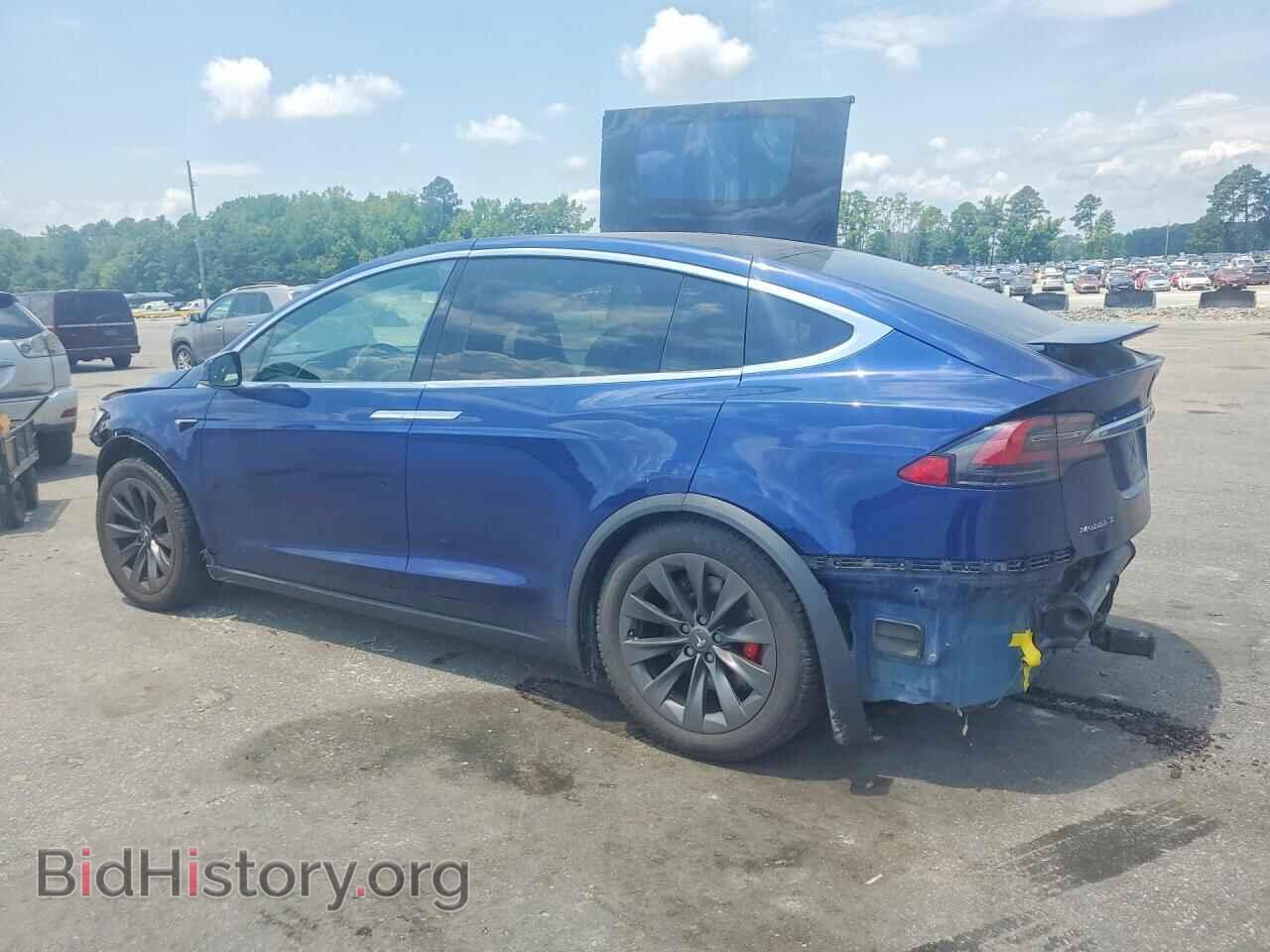 2017 TESLA MODEL X - VIN: 5YJXCDE4XHF061779 - Фото 2