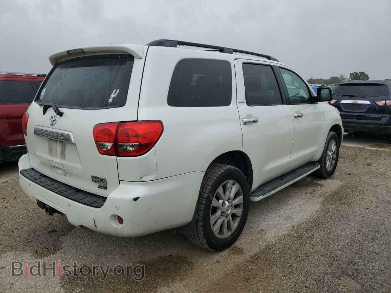 2012 TOYOTA SEQUOIA - VIN: 5TDDW5G16CS059745 - Фото 3
