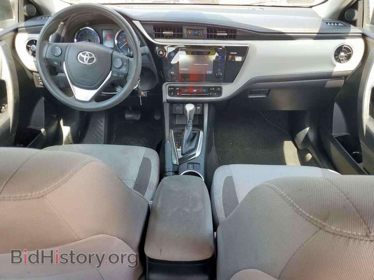 2017 TOYOTA COROLLA - VIN: 2T1BURHE3HC849817 - Фото 8