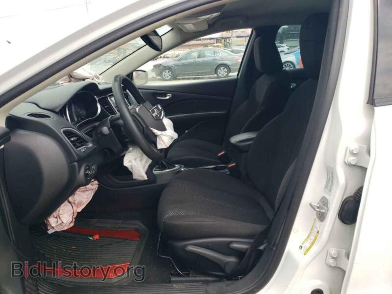 2016 Dodge DART (VIN 1C3CDFAA4GD533729) — фото 7 из 12
