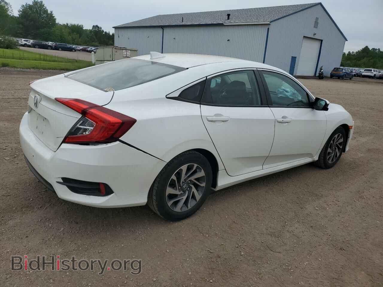 2018 HONDA CIVIC - VIN: 19XFC2F72JE020227 - Фото 3