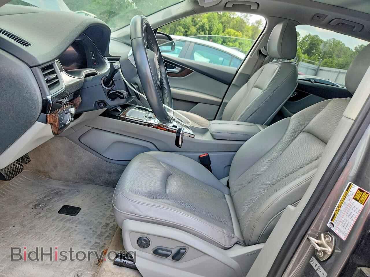 2017 AUDI Q7 - VIN: WA1VAAF77HD044041 - Фото 7
