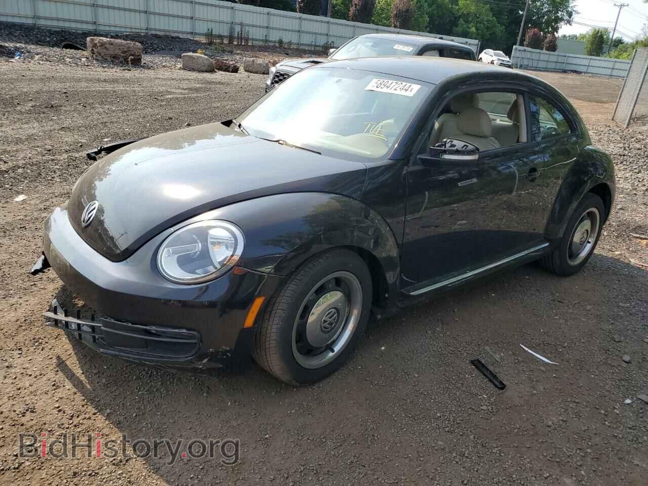 Photo 3VWJP7AT2DM624495 - VOLKSWAGEN BEETLE 2013