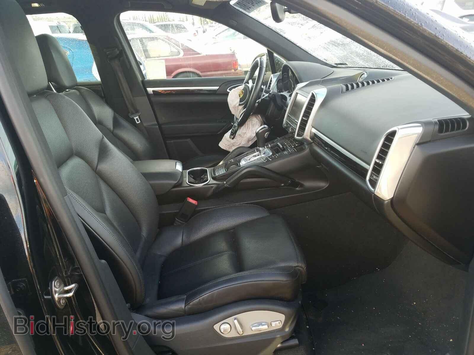 2016 PORSCHE CAYENNE - VIN: WP1AA2A29GLA10613 - Photo 5
