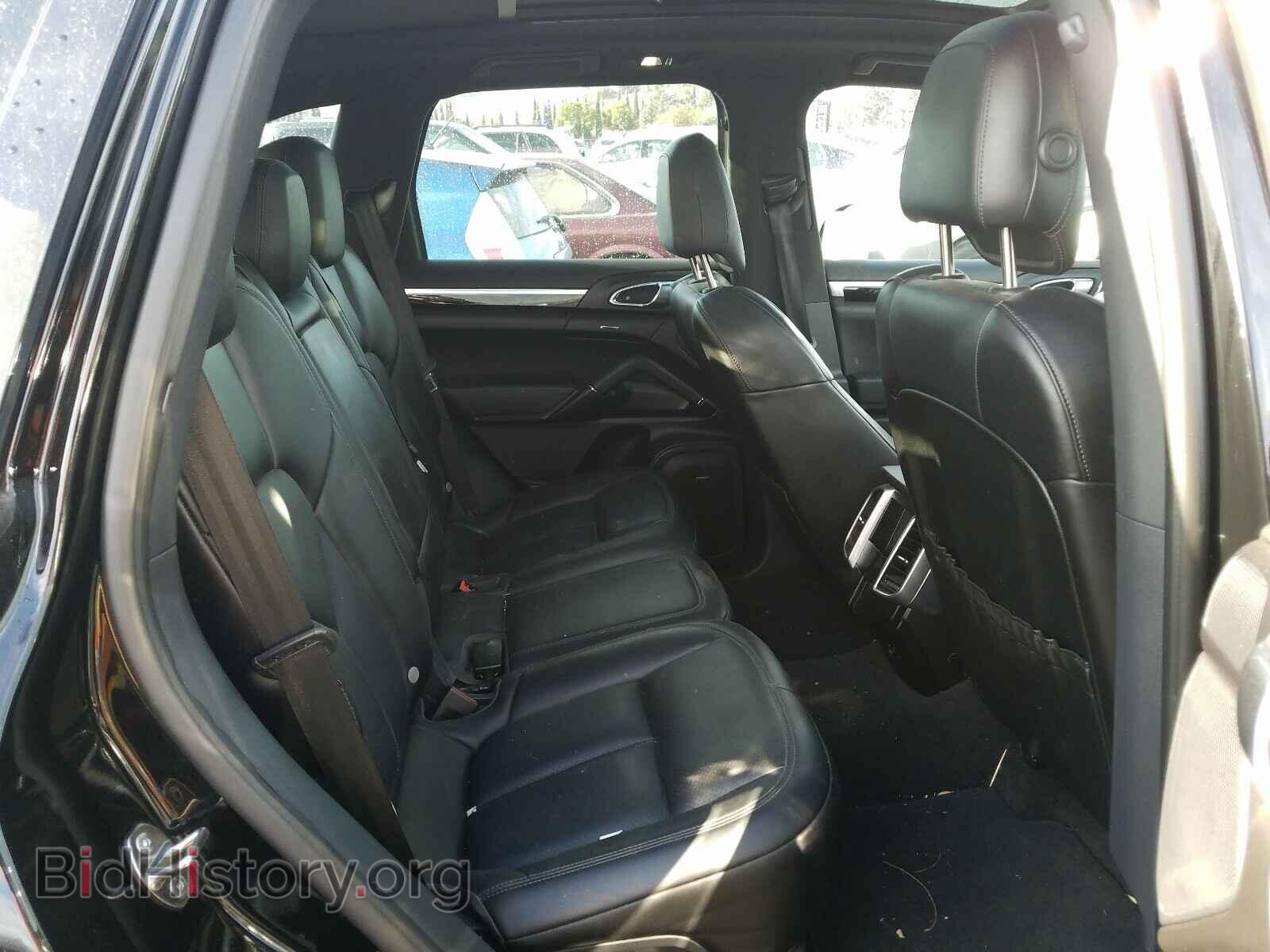 2016 PORSCHE CAYENNE - VIN: WP1AA2A29GLA10613 - Photo 6