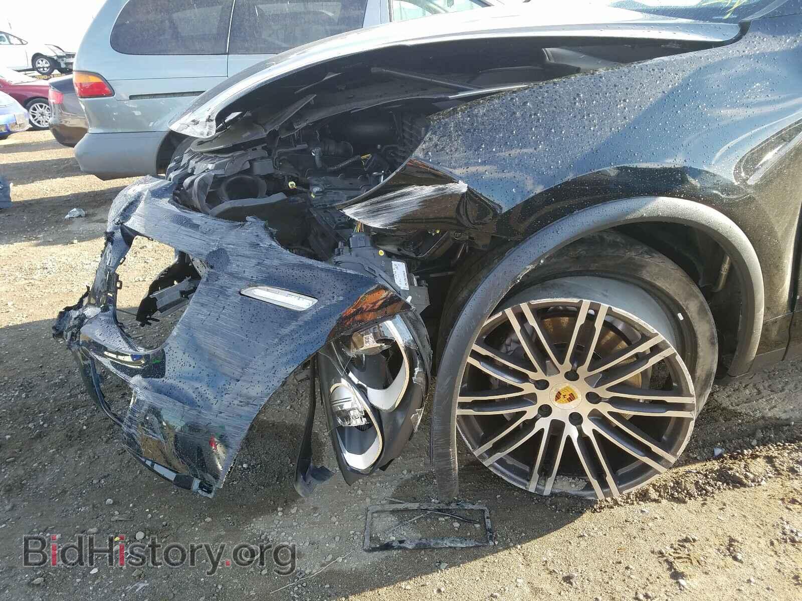 2016 PORSCHE CAYENNE - VIN: WP1AA2A29GLA10613 - Photo 9