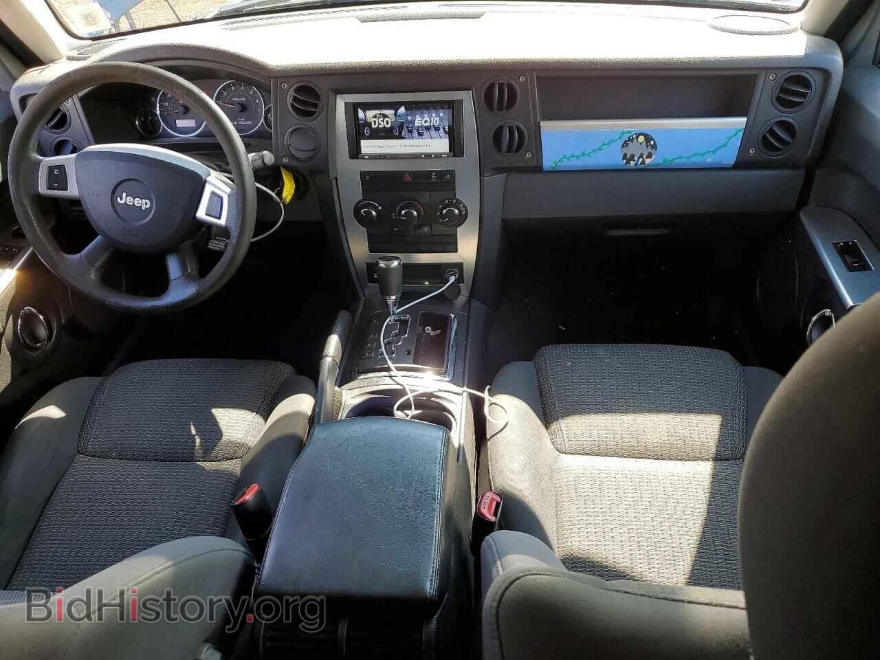 2010 JEEP COMMANDER - VIN: 1J4RG4GK1AC125343 - Photo 8