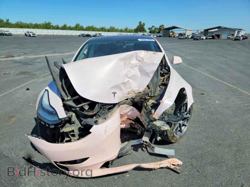 2018 Tesla MODEL 3 (VIN 5YJ3E1EAXJF158631) — фото 5 из 15
