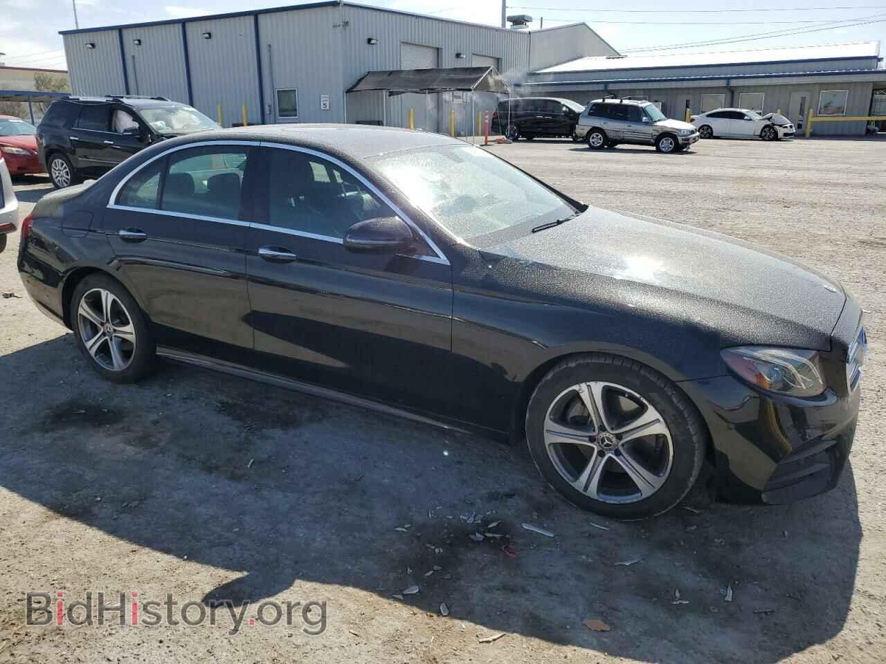 2018 MERCEDES-BENZ E-CLASS - VIN: WDDZF4JB9JA301770 - Фото 4