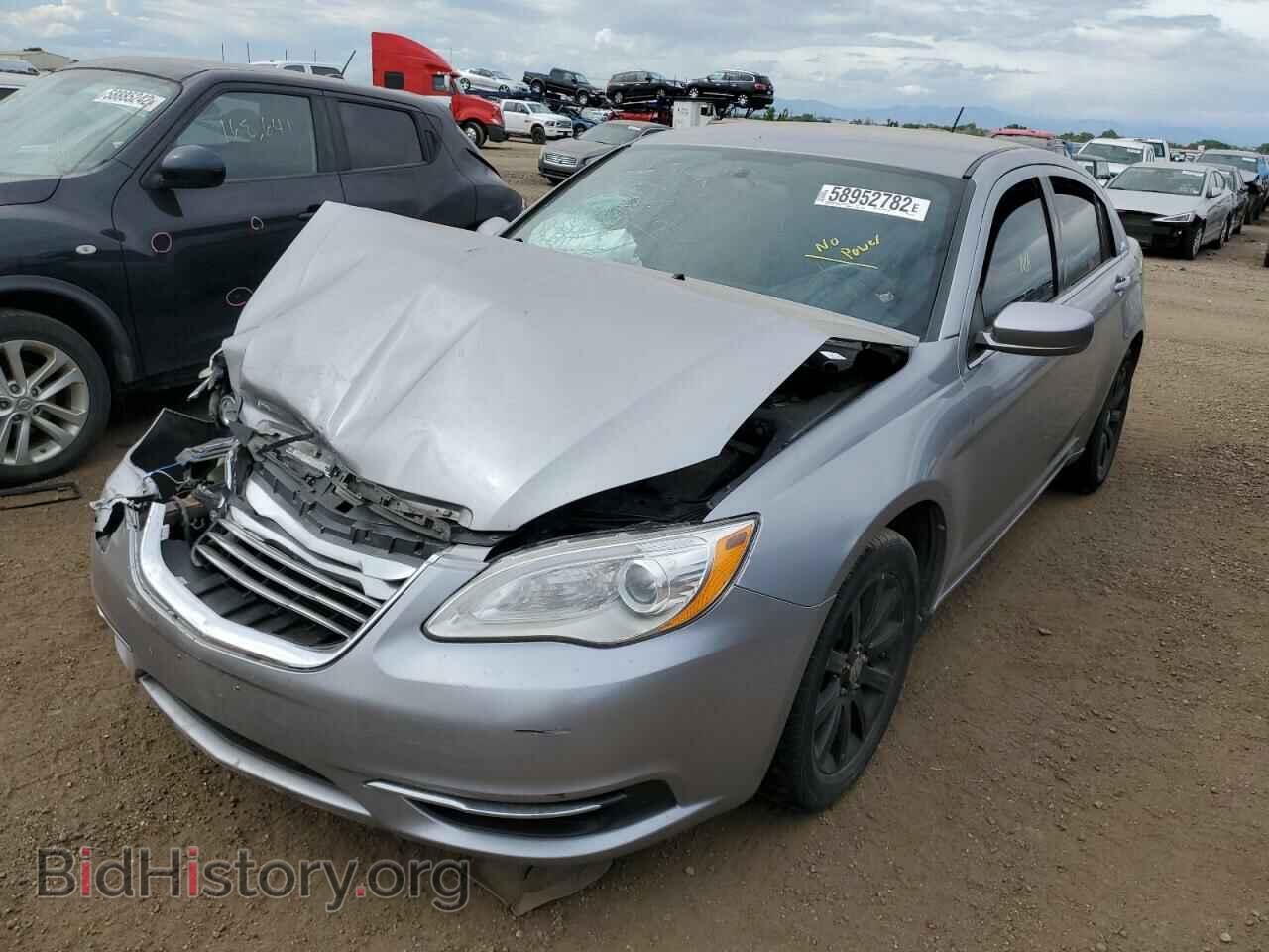 2013 CHRYSLER 200 - VIN: 1C3CCBBB2DN601406 - Фото 2