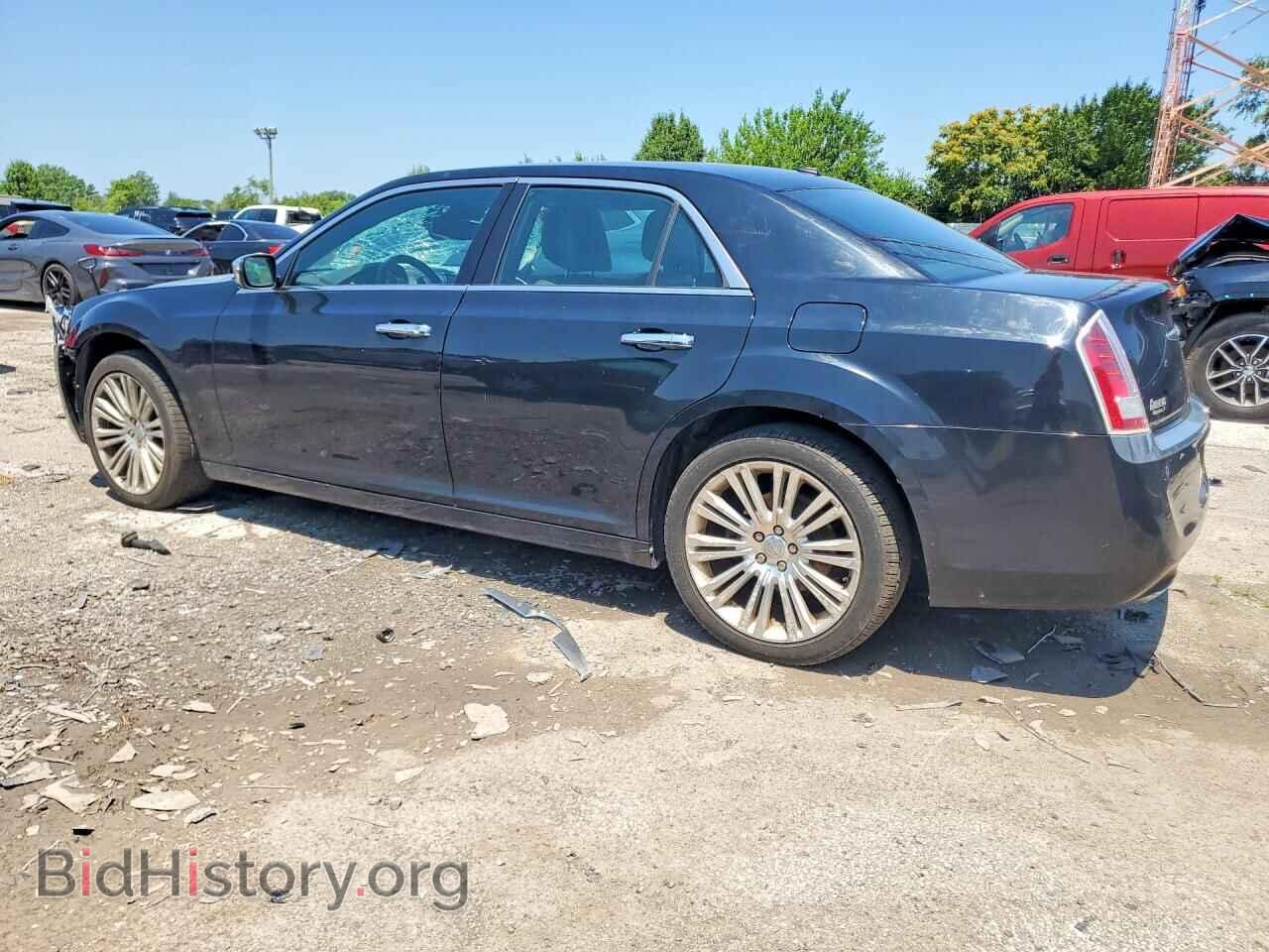 2011 CHRYSLER 300 - VIN: 2C3CA6CT9BH593850 - Photo 2