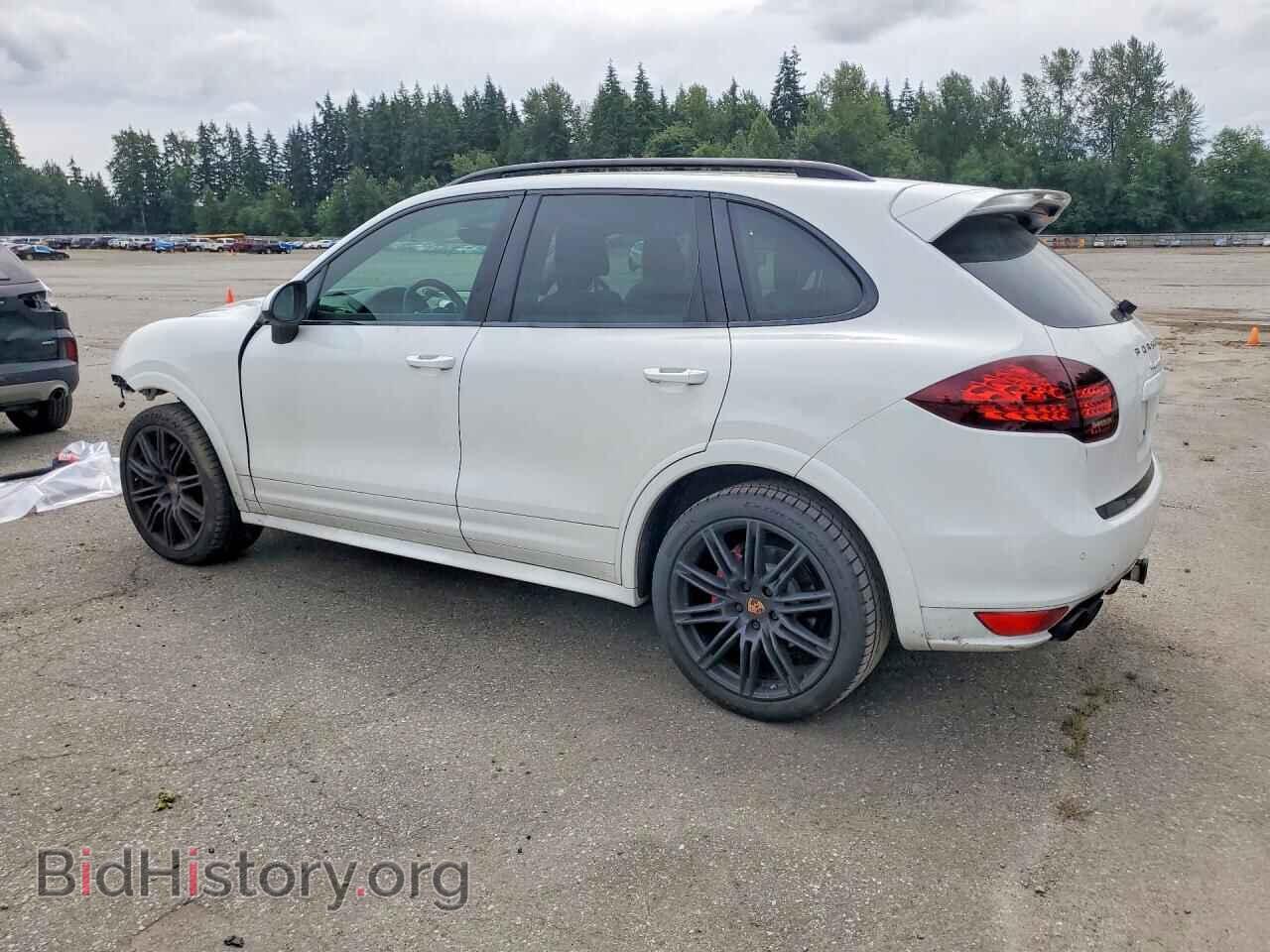 2014 PORSCHE CAYENNE - VIN: WP1AD2A23ELA70598 - Photo 2