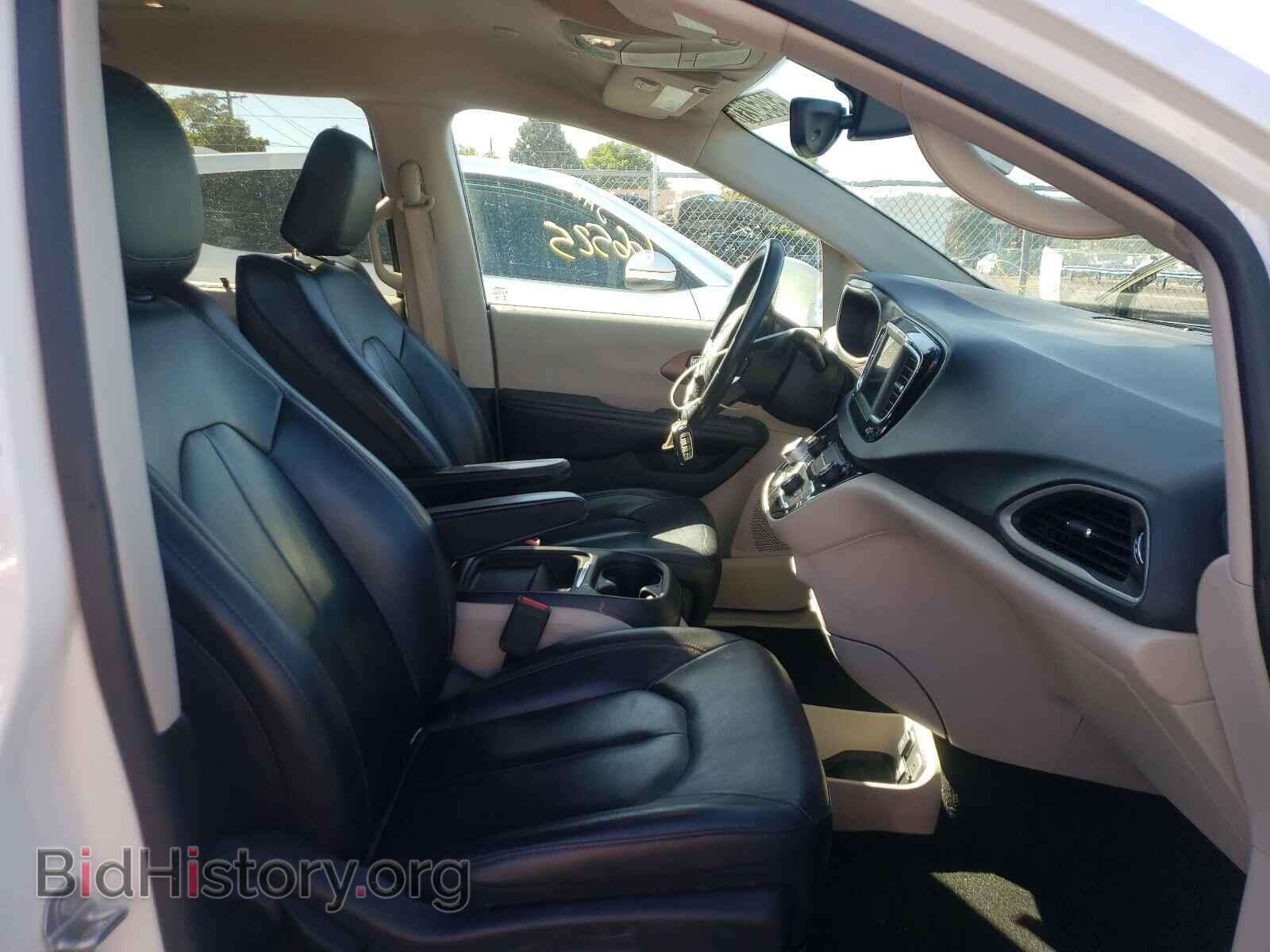 2019 CHRYSLER PACIFICA - VIN: 2C4RC1BG9KR625312 - Фото 5