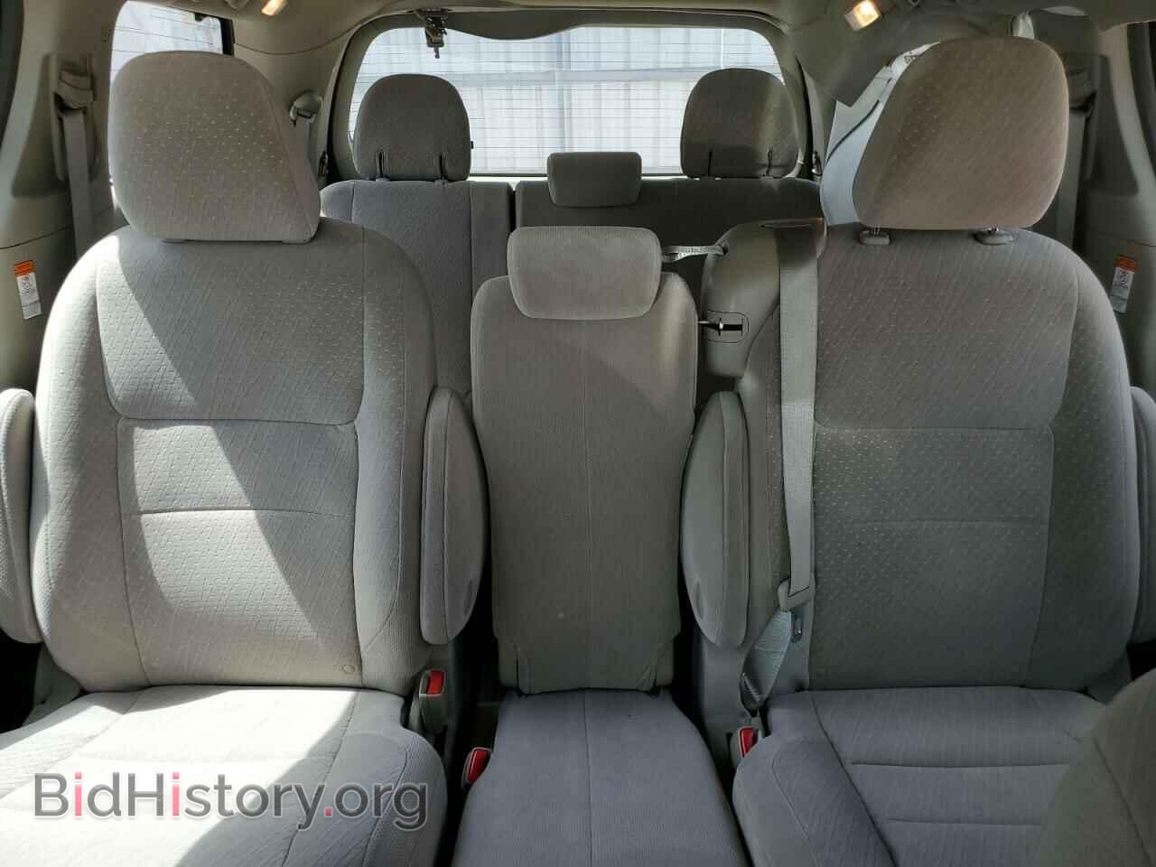 2017 TOYOTA All Models - VIN: 5TDKZ3DC2HS888828 - Фото 10