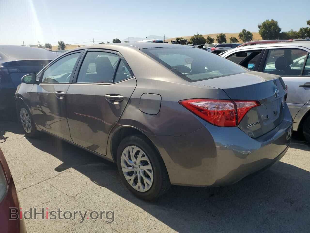 2017 TOYOTA COROLLA - VIN: 2T1BURHE0HC841027 - Фото 2