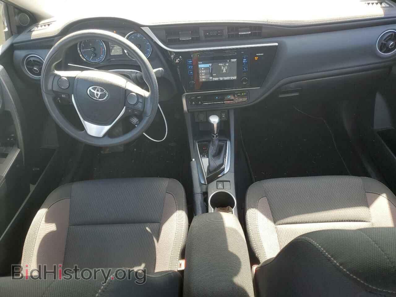 2017 TOYOTA COROLLA - VIN: 2T1BURHE0HC841027 - Фото 8