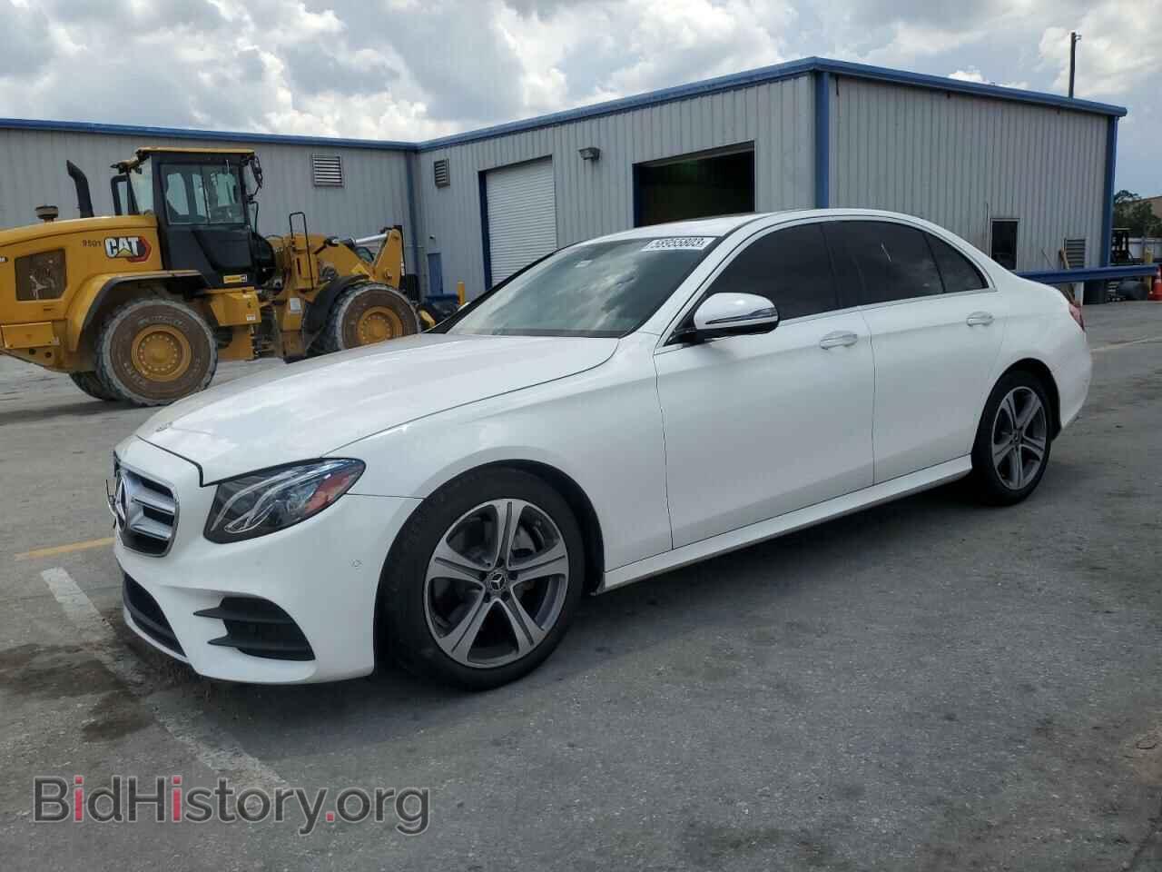 Photo WDDZF4JB8JA381613 - MERCEDES-BENZ E-CLASS 2018