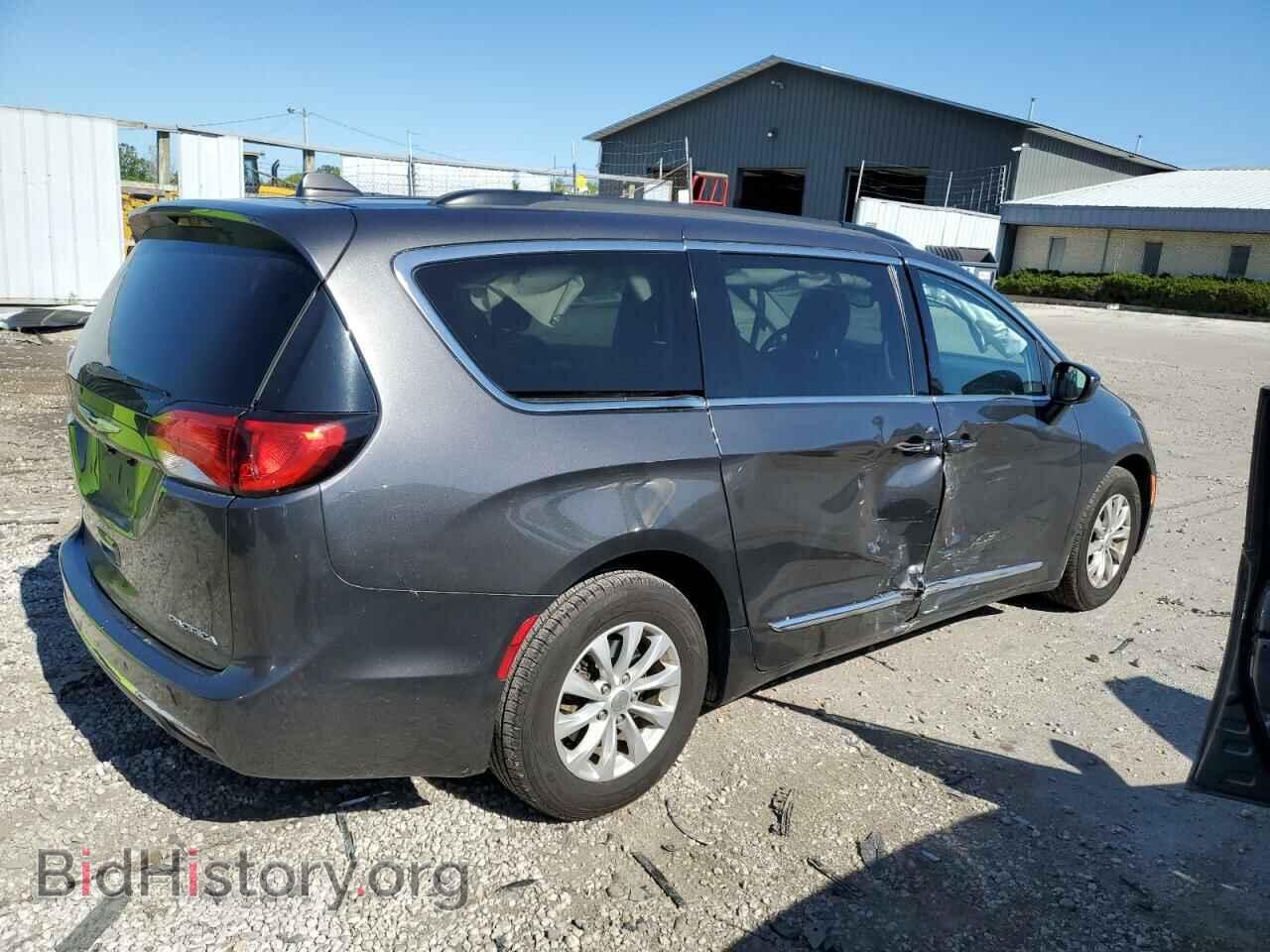 2017 CHRYSLER PACIFICA - VIN: 2C4RC1BG2HR719928 - Photo 3