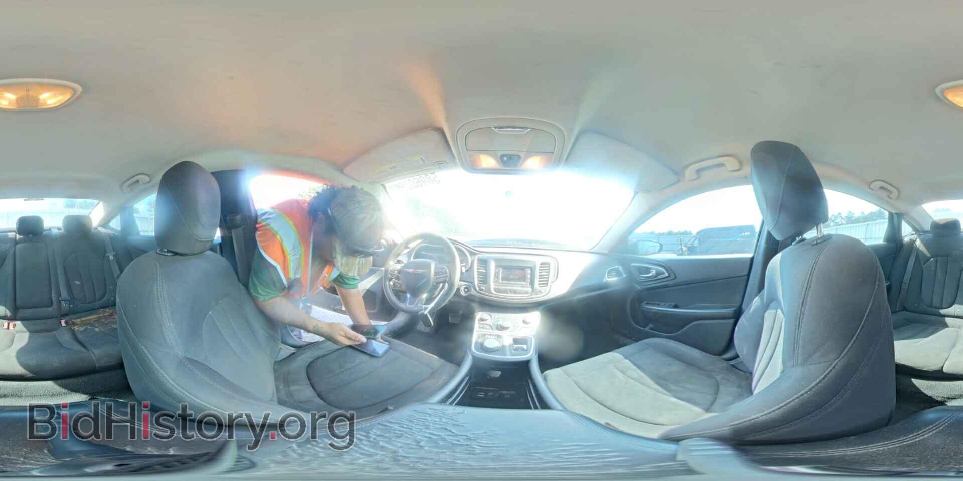 2015 CHRYSLER 200 - VIN: 1C3CCCABXFN570027 - Фото 14