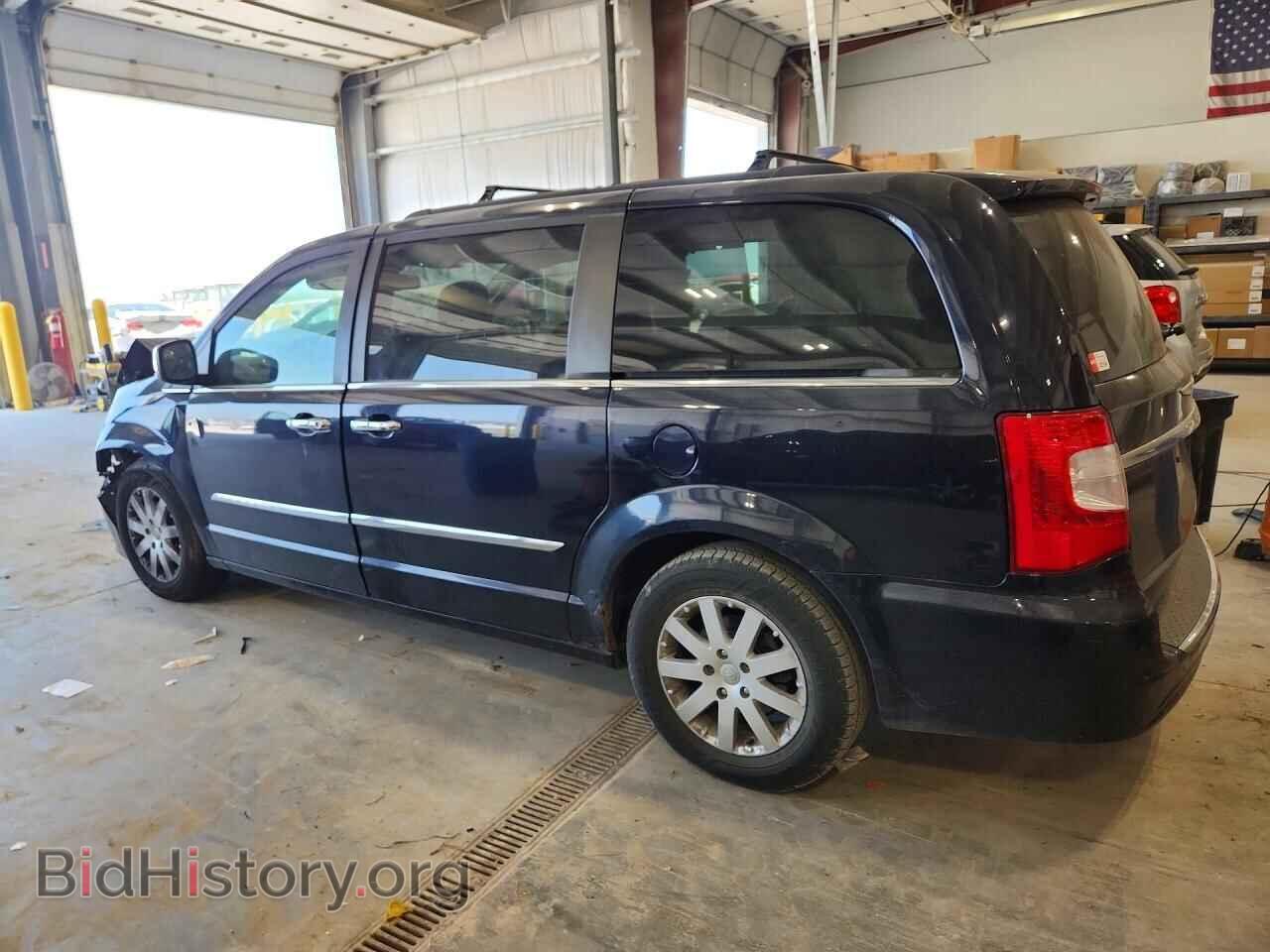 2011 CHRYSLER MINIVAN - VIN: 2A4RR8DG1BR612228 - Photo 2