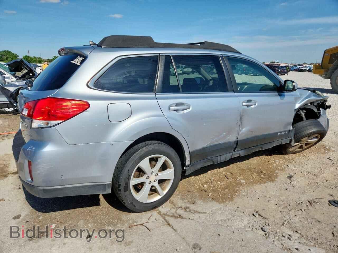 2014 SUBARU OUTBACK - VIN: 4S4BRCCC6E3302920 - Фото 3