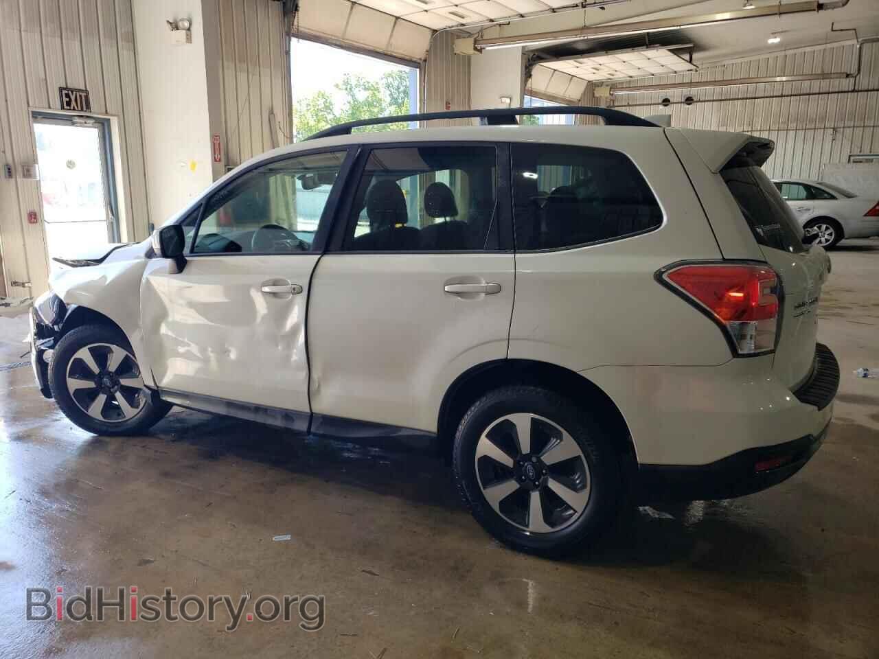 2017 SUBARU FORESTER - VIN: JF2SJAEC9HH569474 - Фото 2