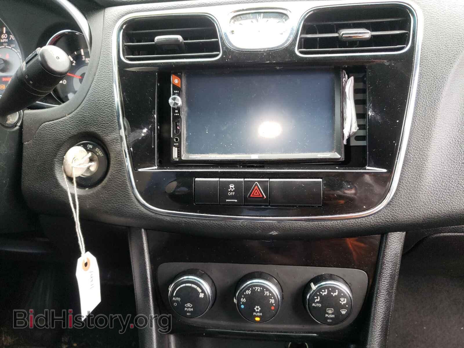 2013 CHRYSLER 200 - VIN: 1C3CCBBB8DN631915 - Фото 9