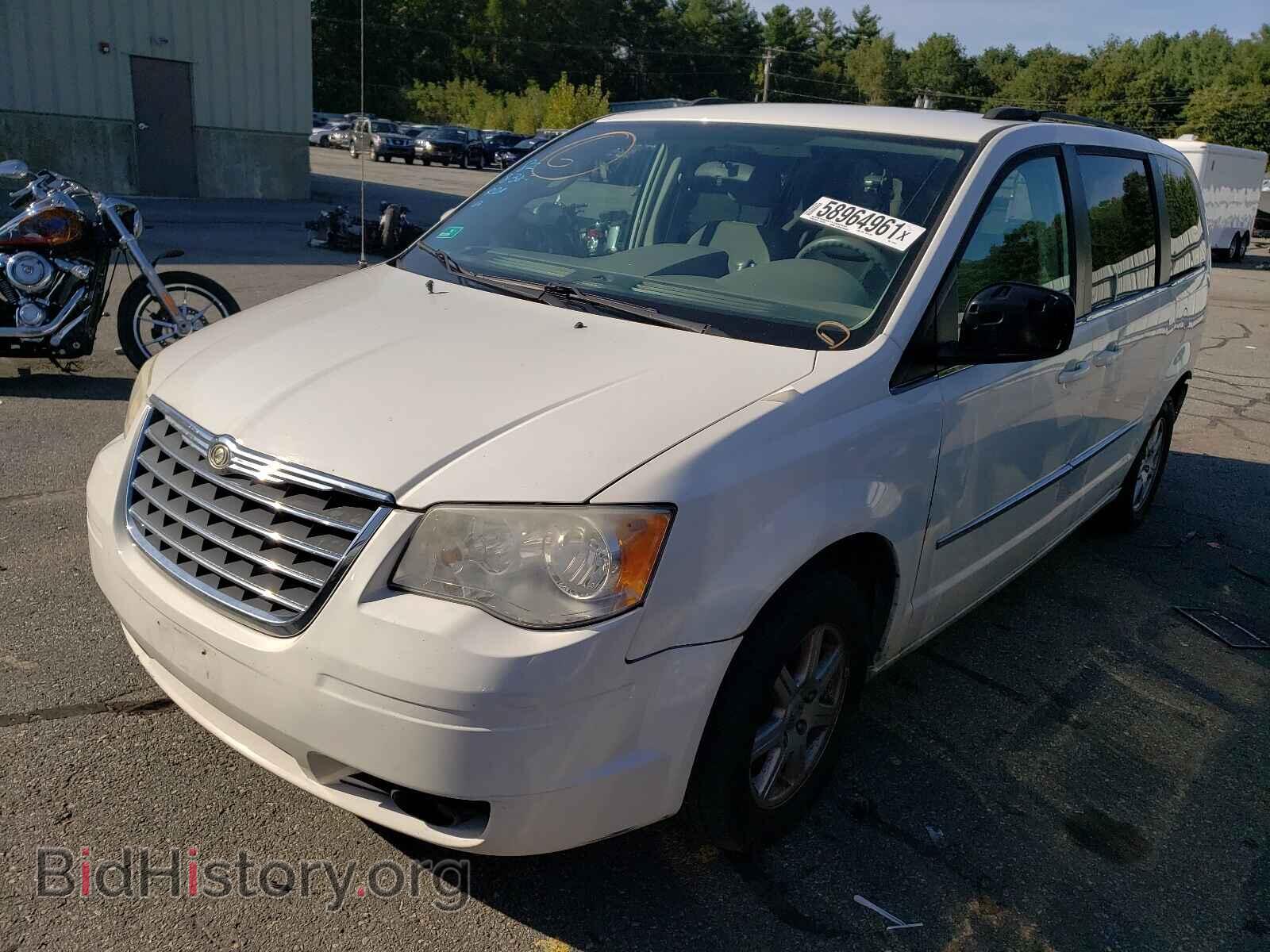 2010 CHRYSLER MINIVAN - VIN: 2A4RR5D11AR213067 - Фото 2