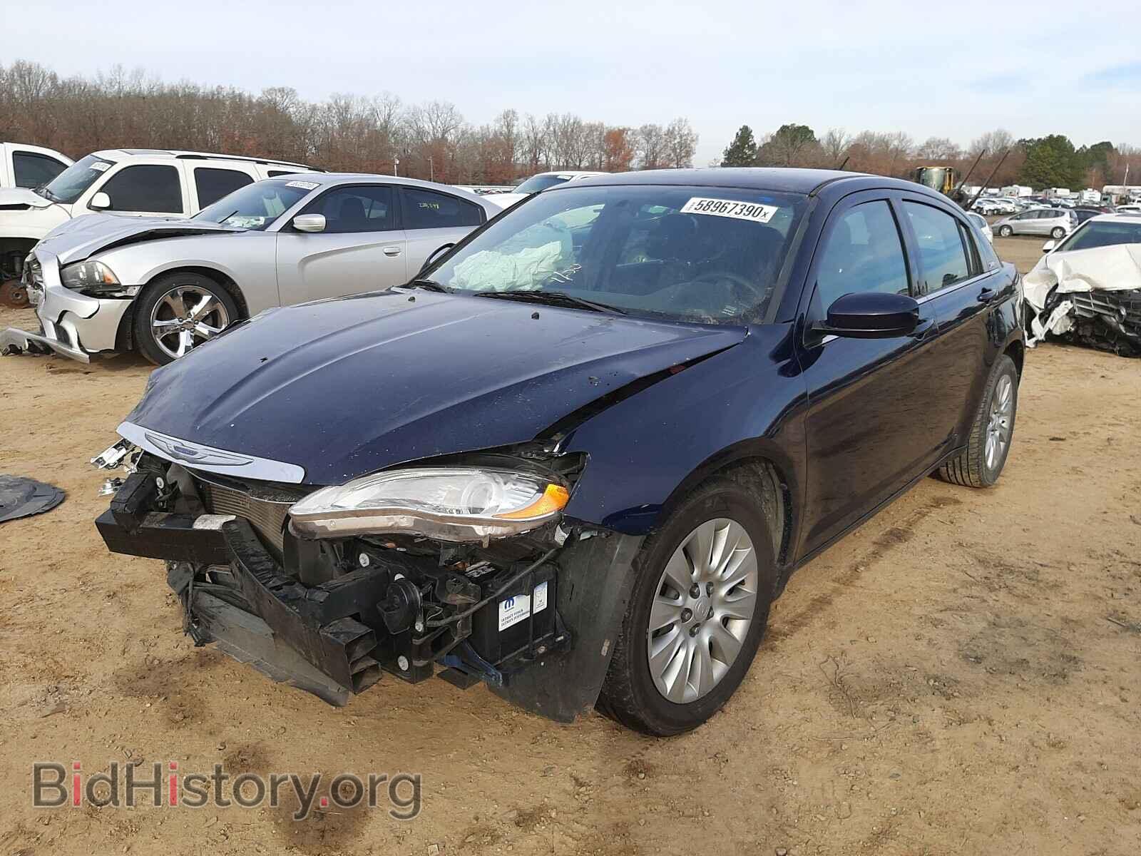 2014 CHRYSLER 200 - VIN: 1C3CCBAB6EN236151 - Фото 2