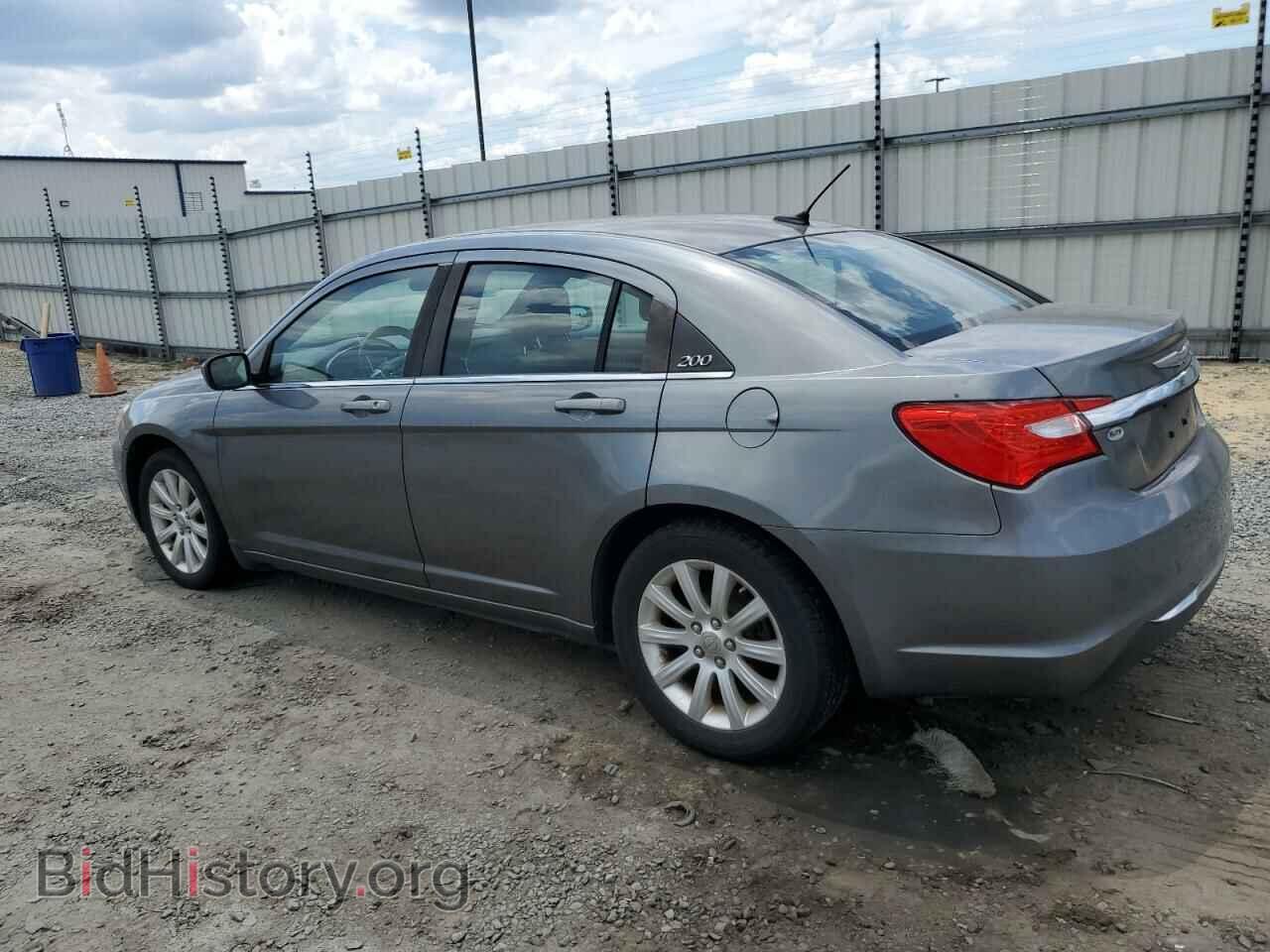 2012 CHRYSLER 200 - VIN: 1C3CCBBB7CN107699 - Фото 2
