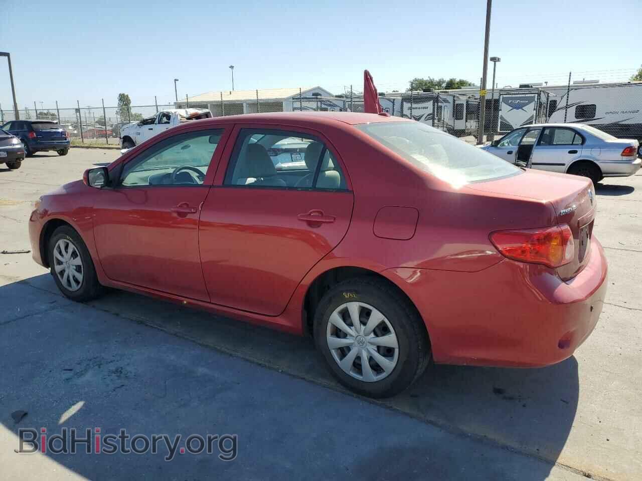 2009 TOYOTA COROLLA - VIN: JTDBL40E999028665 - Фото 2
