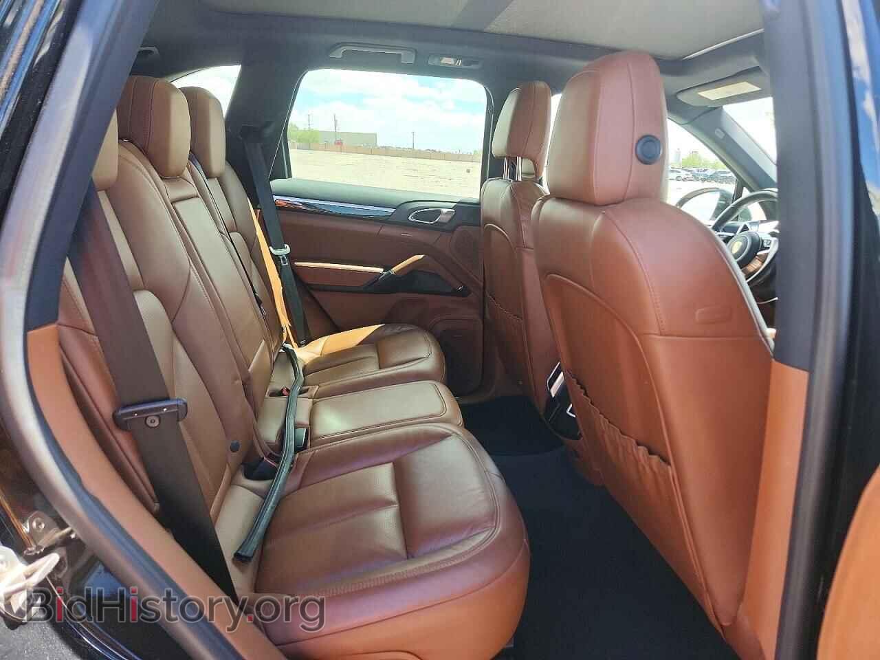2016 PORSCHE CAYENNE - VIN: WP1AB2A26GLA95648 - Photo 10