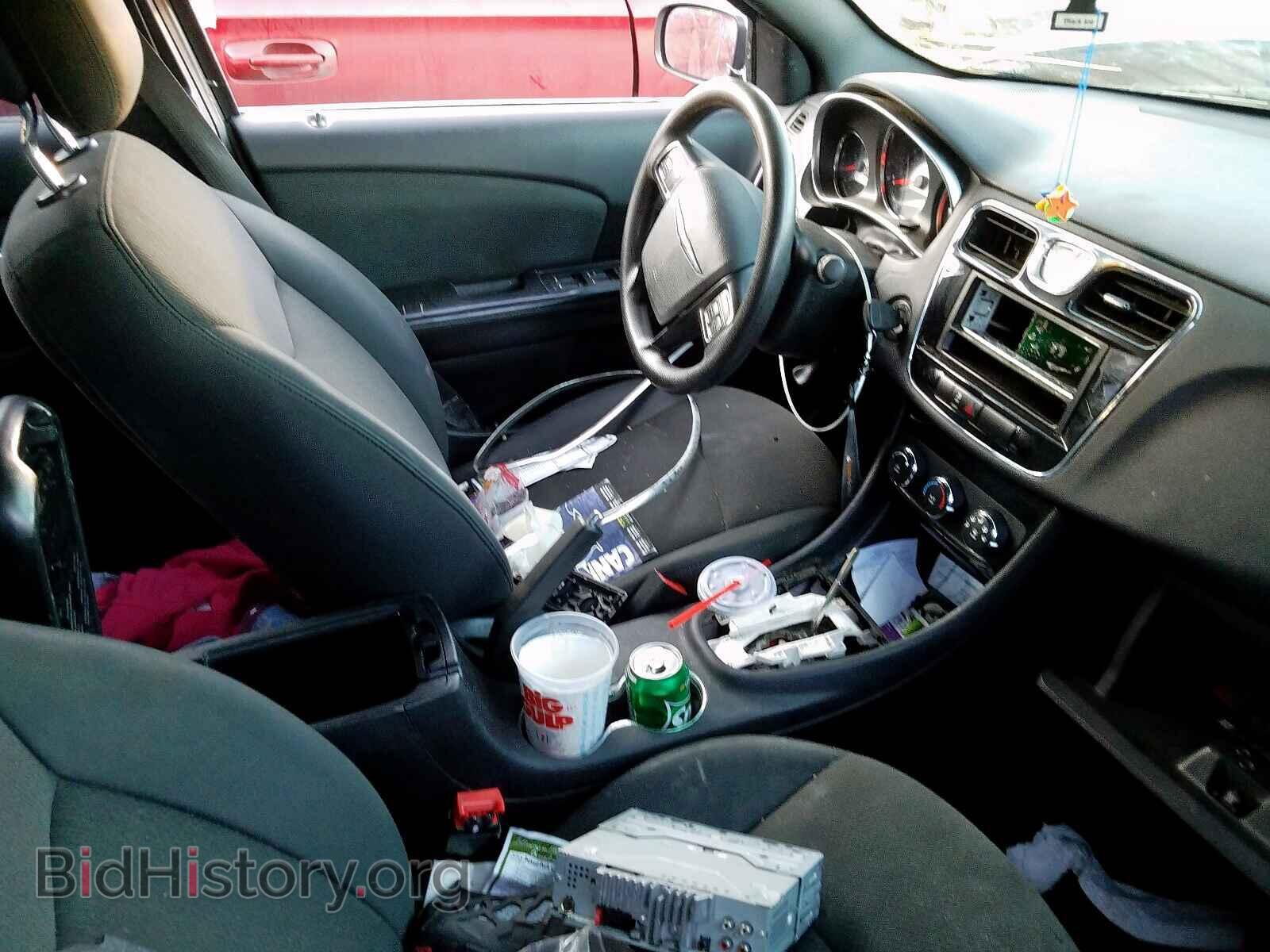 2012 CHRYSLER 200 - VIN: 1C3CCBAB0CN117640 - Фото 5