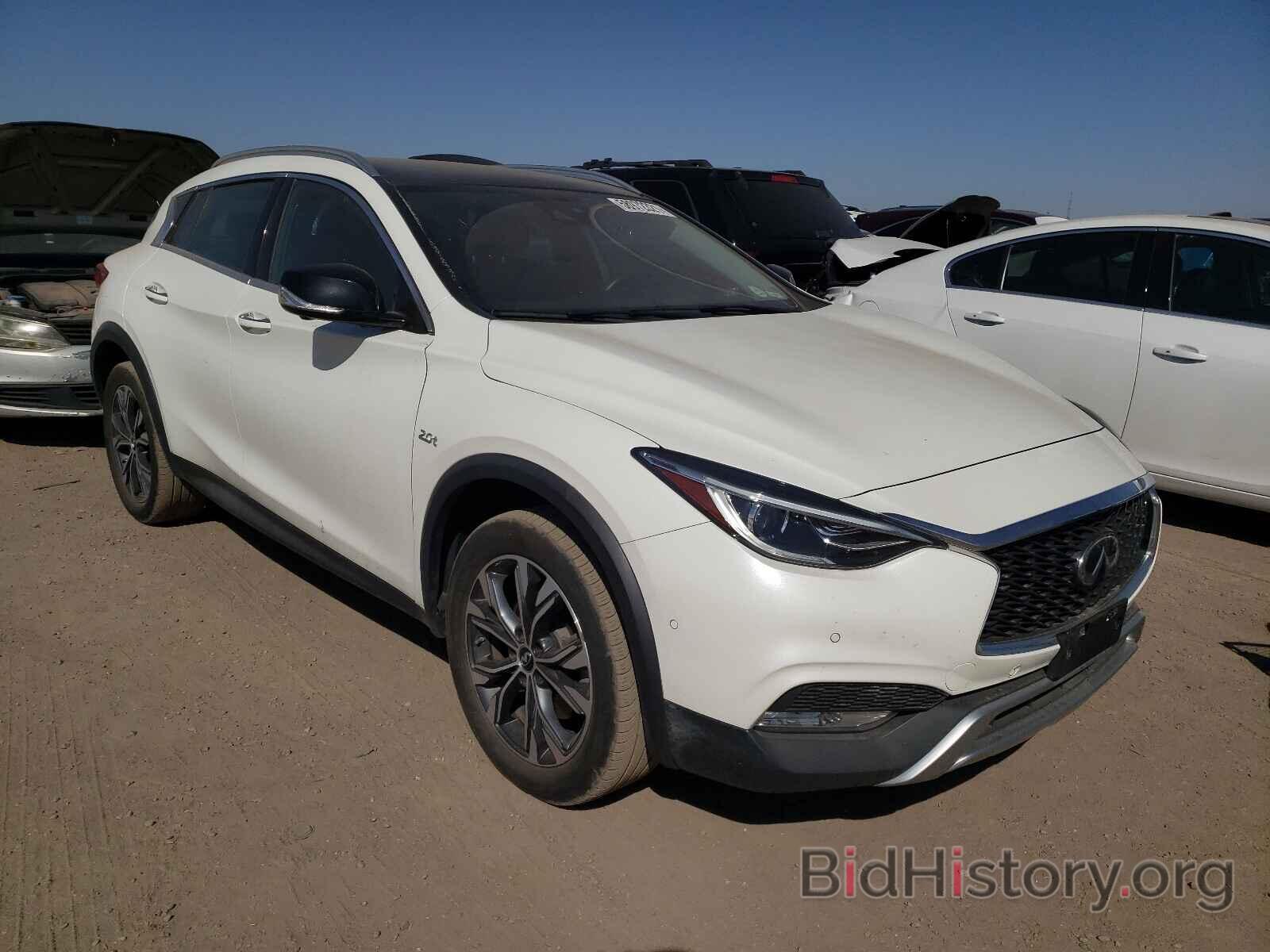 Photo SJKCH5CRXKA008114 - INFINITI QX30 2019