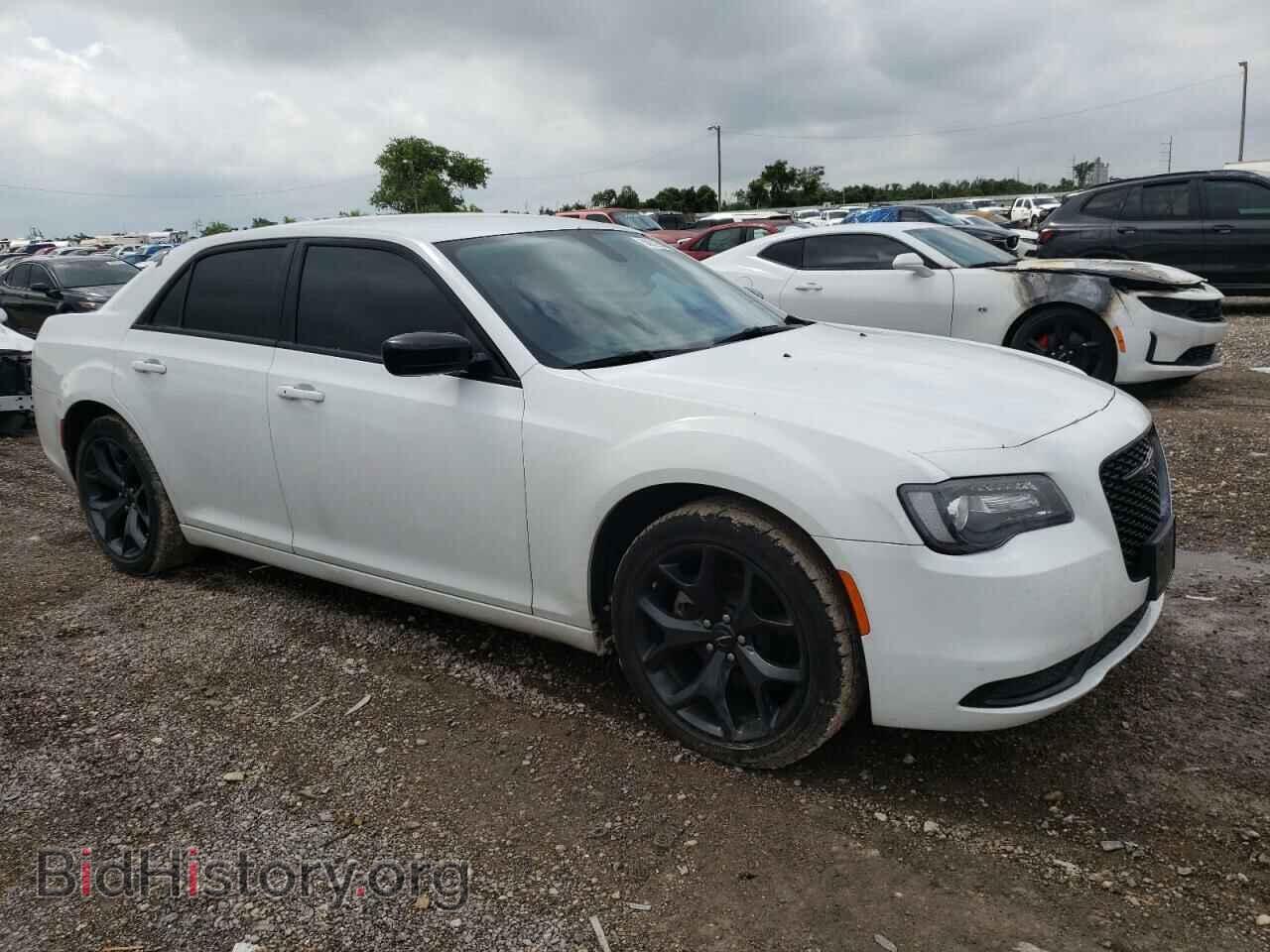 2023 CHRYSLER 300 - VIN: 2C3CCAAG9PH548885 - Фото 4