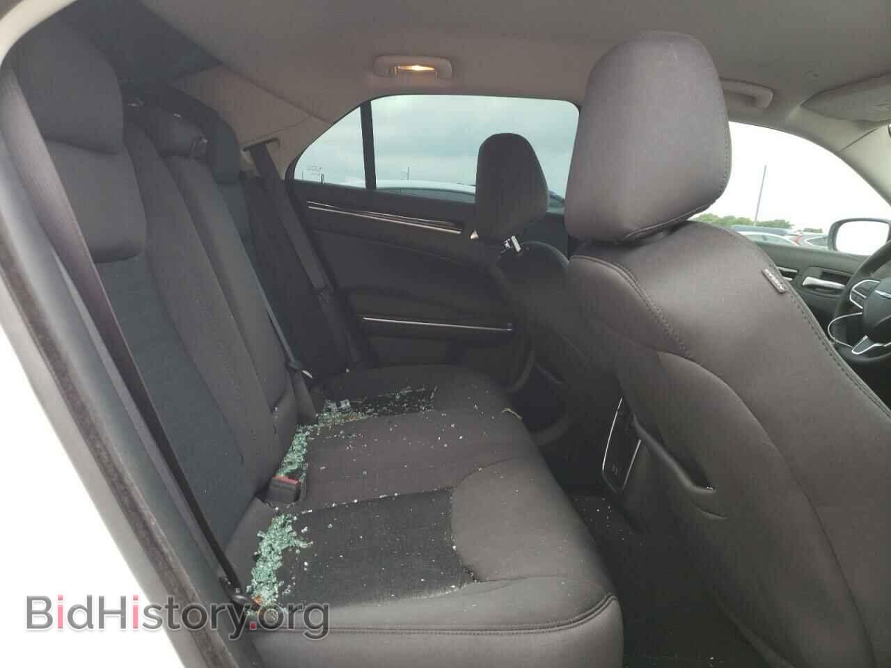 2023 CHRYSLER 300 - VIN: 2C3CCAAG9PH548885 - Фото 10