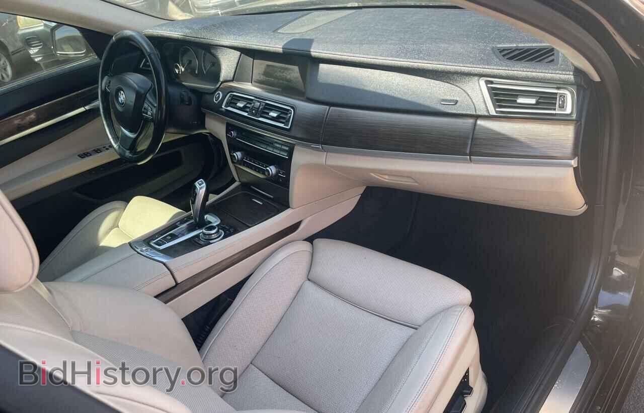 2009 BMW 7 SERIES - VIN: WBAKB83599CY58200 - Фото 5